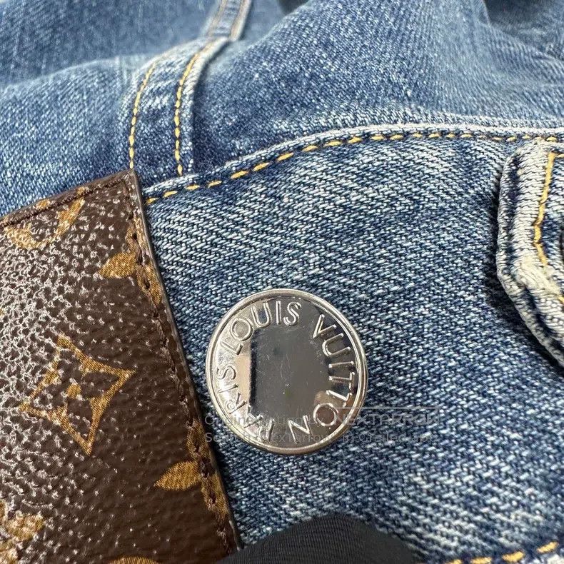 Louis Vuitton Louis Vuitton Patch denim jacket Size XXS / US 00 / IT 34 - 4 Thumbnail