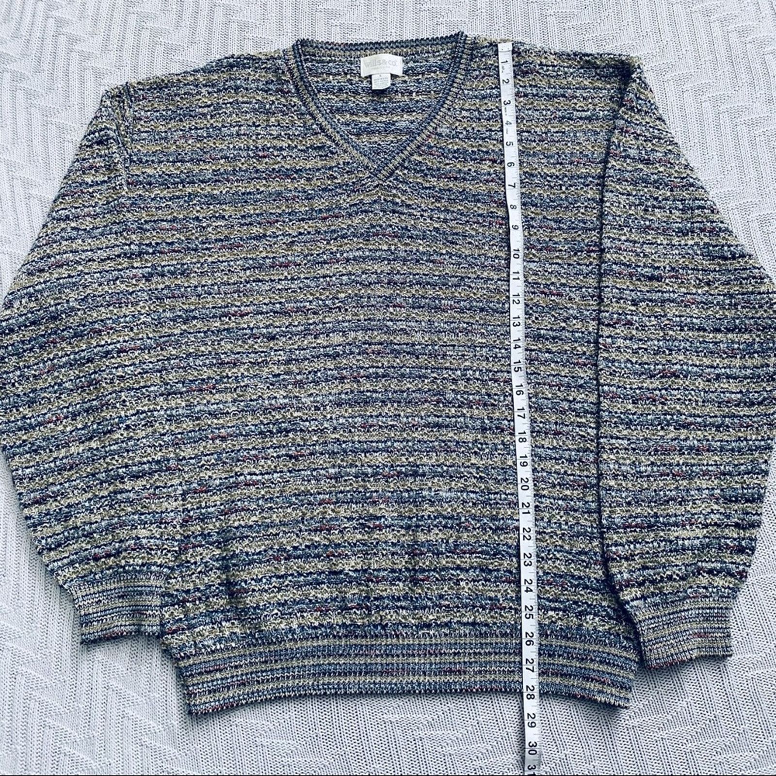 Vintage Wills & Co. v neck factory sweater