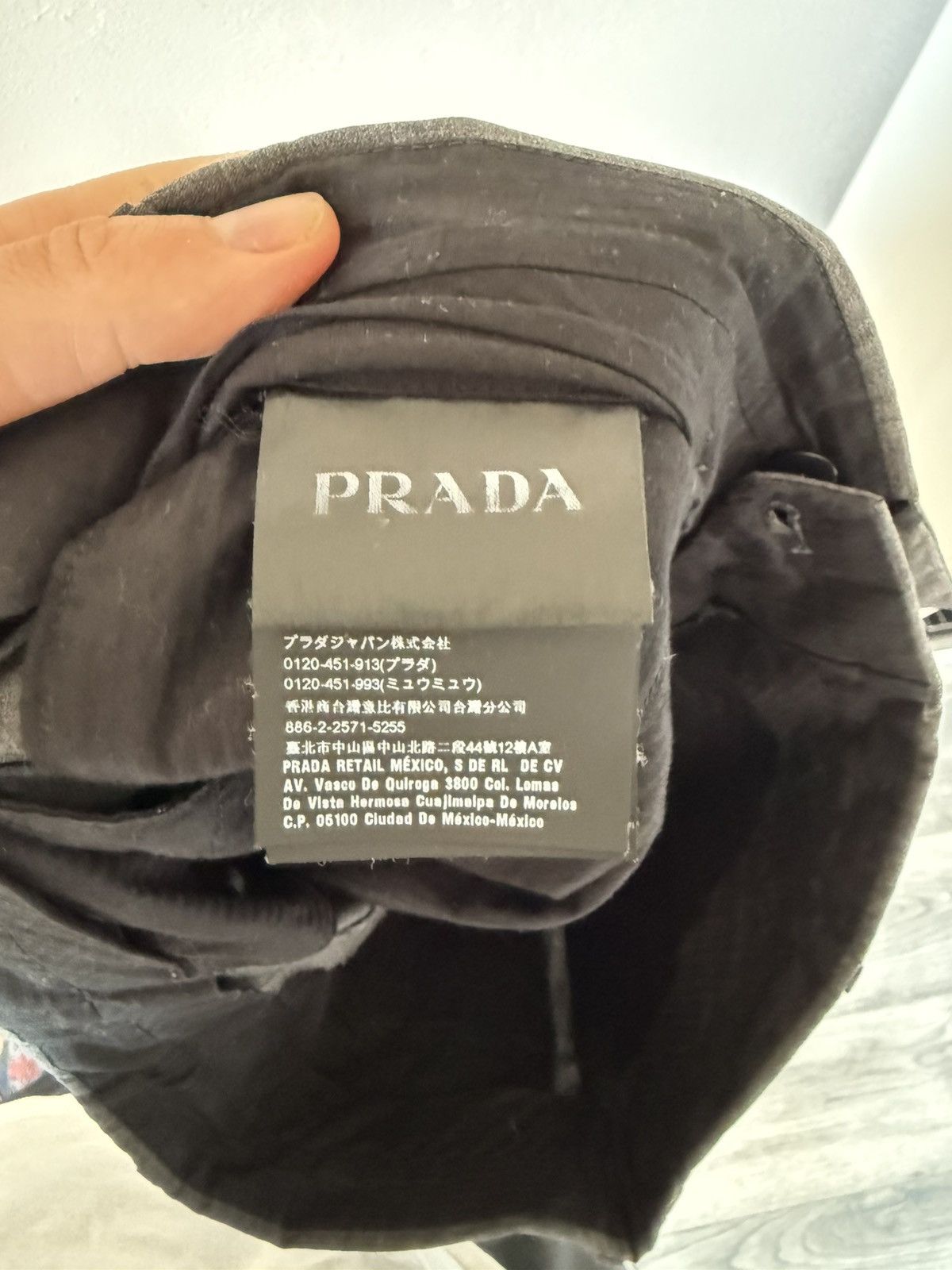 Prada Prada Slim Wool Trousers in Charcoal Grey Size US 34 / EU 50 - 12 Thumbnail
