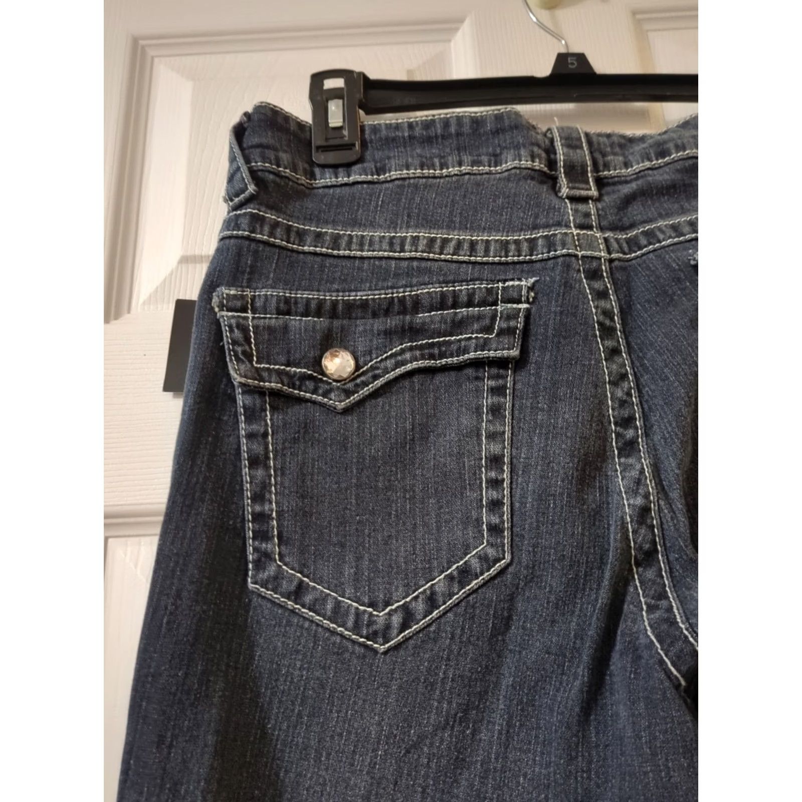 Denime LL Cool J Juniors Dark Denim Bootcut Jeans 5-Pocket Pocketed Embroidered Size 11 Blue WomenMens Size ONE SIZE - 5 Thumbnail