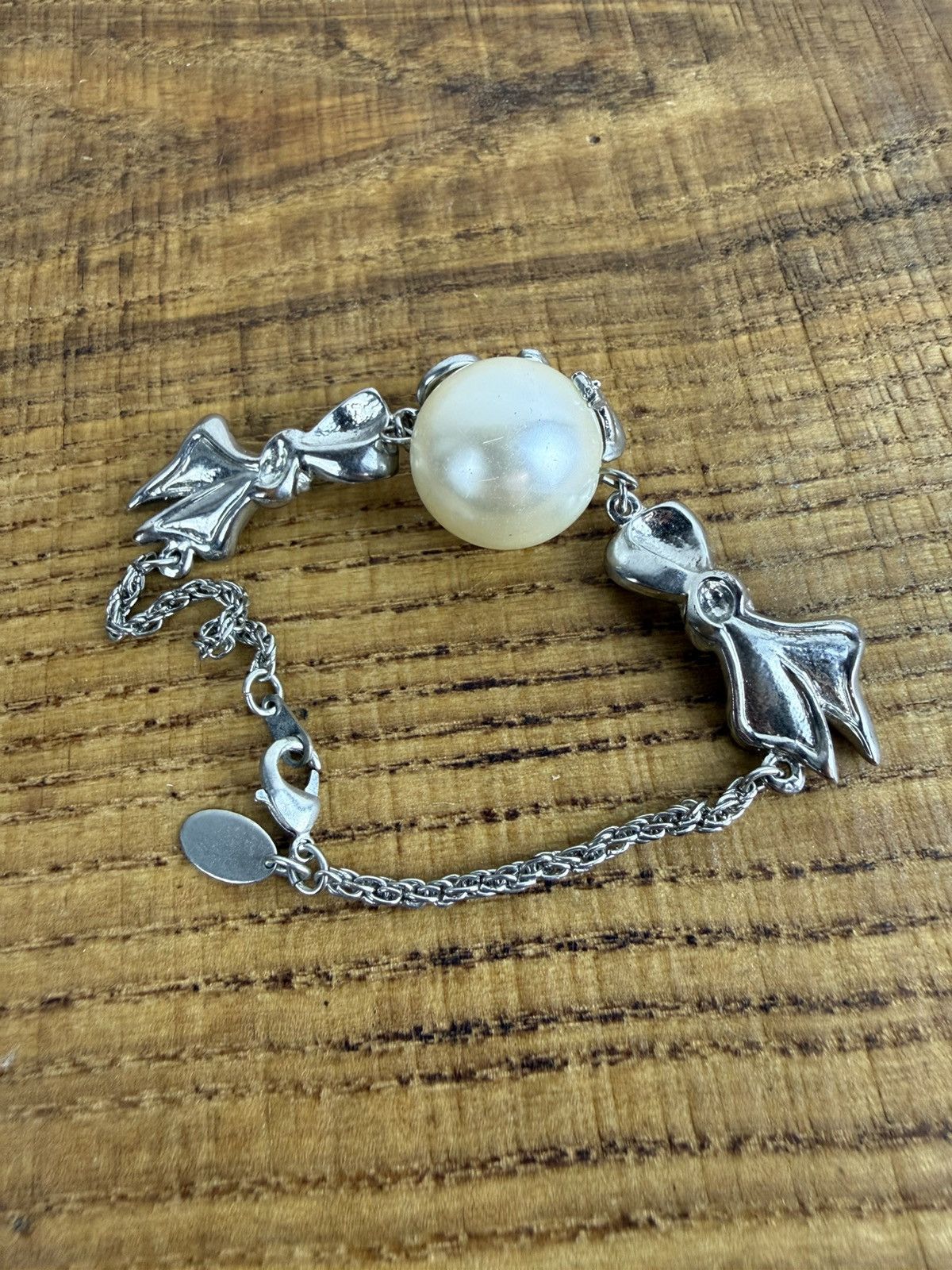 Vivienne Westwood Vintage Vivienne Westwood Snowman Rare Pearl Bracelet Size ONE SIZE - 6 Thumbnail