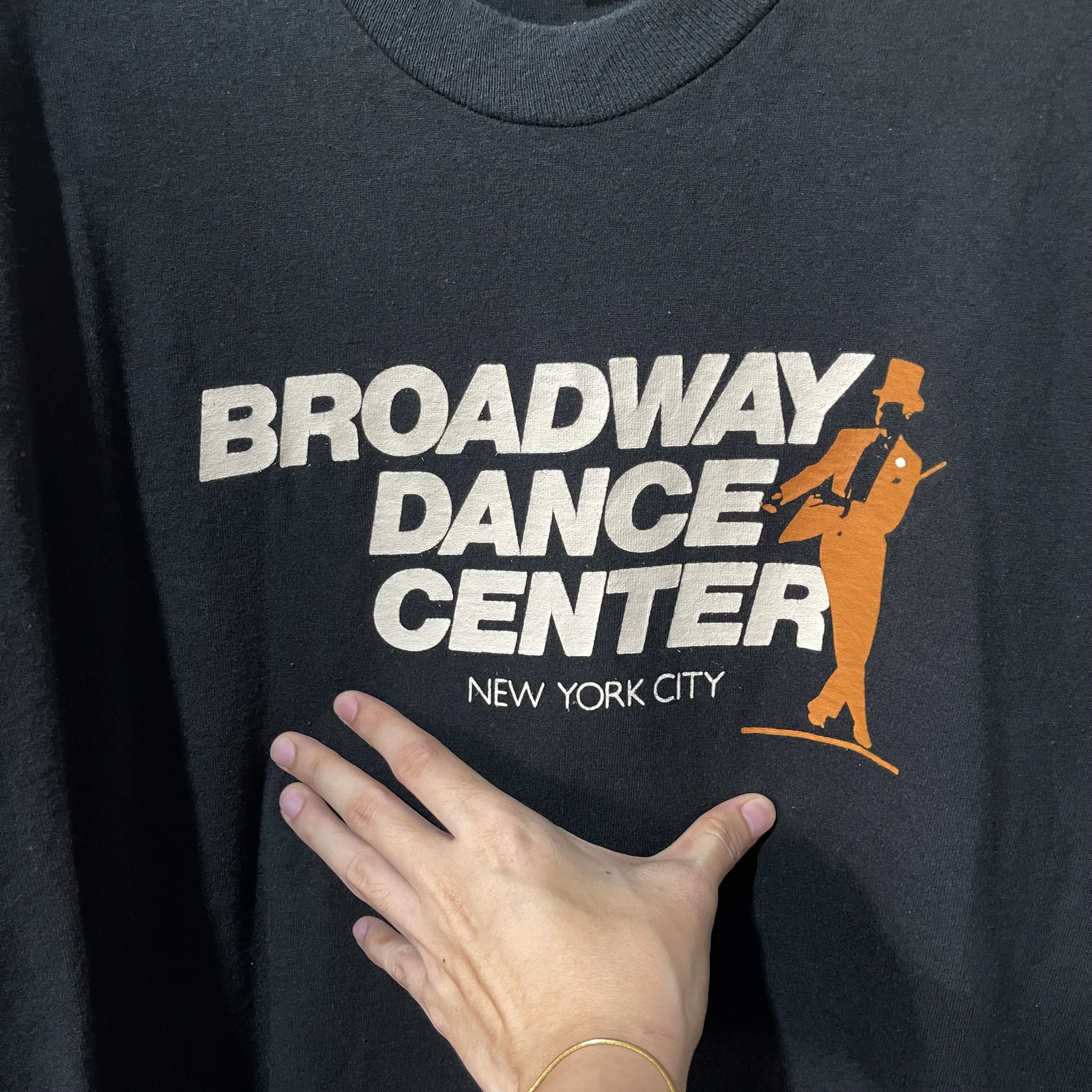 Band Tees × Vintage Vintage 90s Broadway Dance Center New York Shirt Size US XL / EU 56 / 4 - 2 Thumbnail