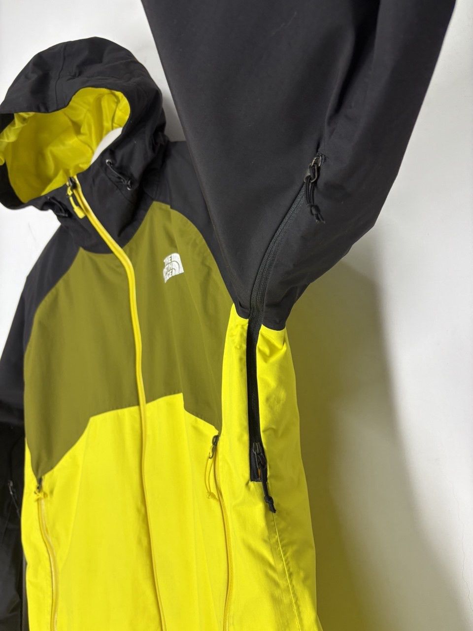 The North Face The North Face Stratos Men’s Outdoor Jacket Size US S / EU 44-46 / 1 - 7 Thumbnail