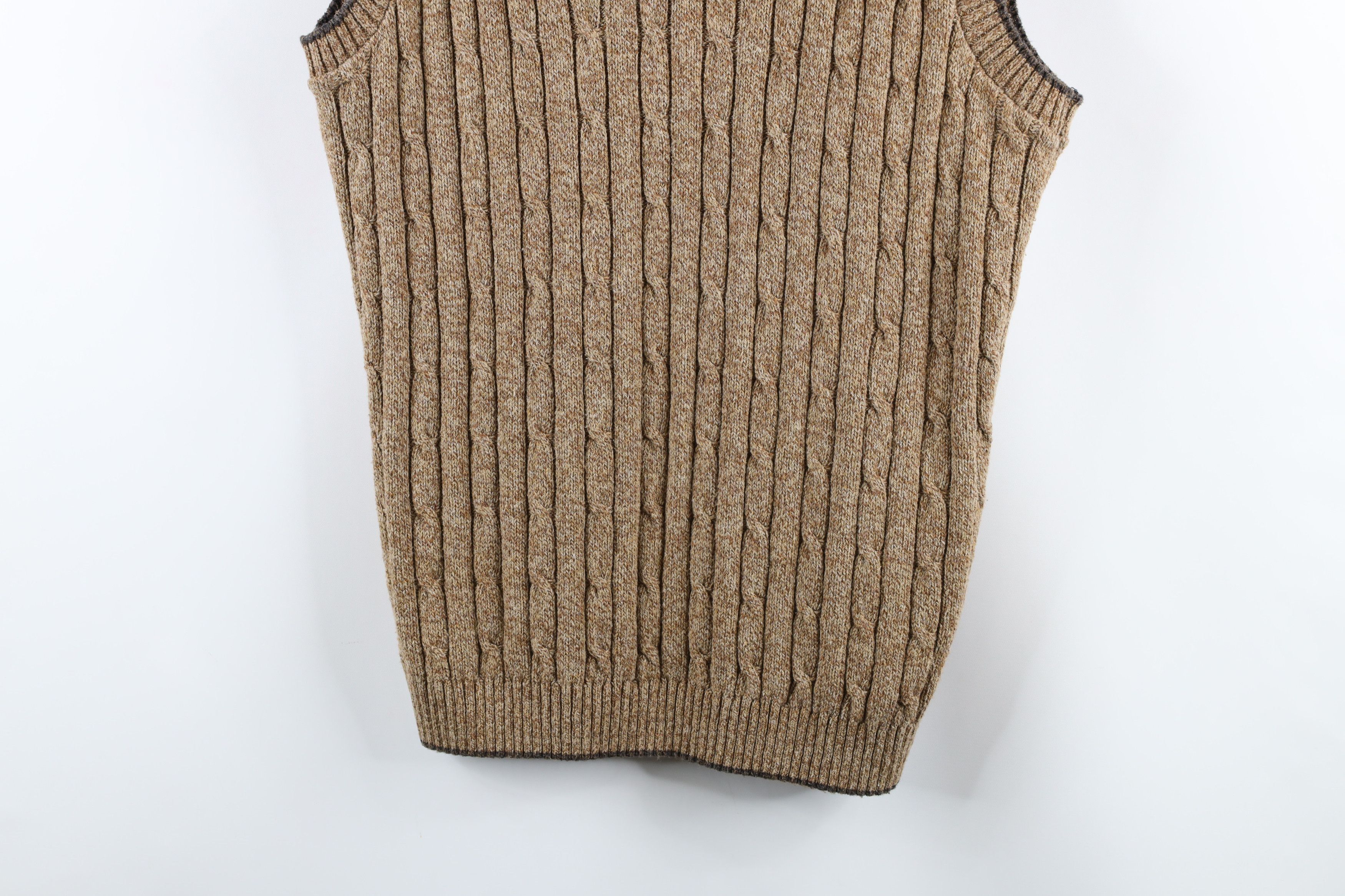 Vintage Vintage 90s Streetwear Ribbed Cable Knit V-Neck Sweater Vest Size US M / EU 48-50 / 2 - 3 Thumbnail
