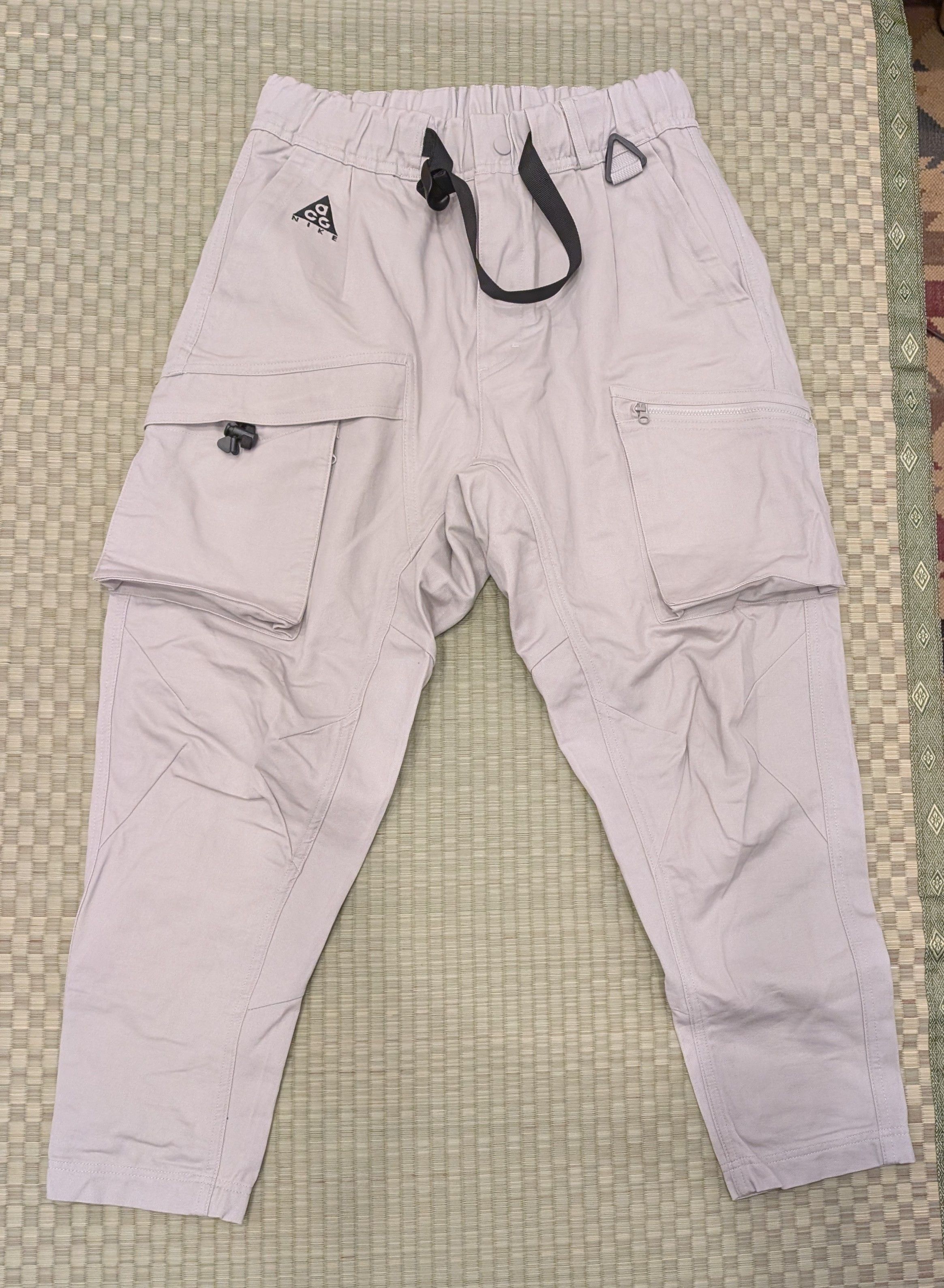 Nike ACG Nike ACG Cargo Pants Nylon Off White Men's Size XS Size US 28 / EU 44 - 1 Thumbnail