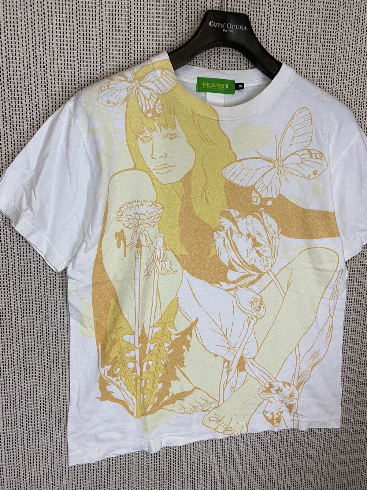 Japanese Brand × Vintage 🔥Beams tshirt naked girl full printed Size US M / EU 48-50 / 2 - 3 Thumbnail