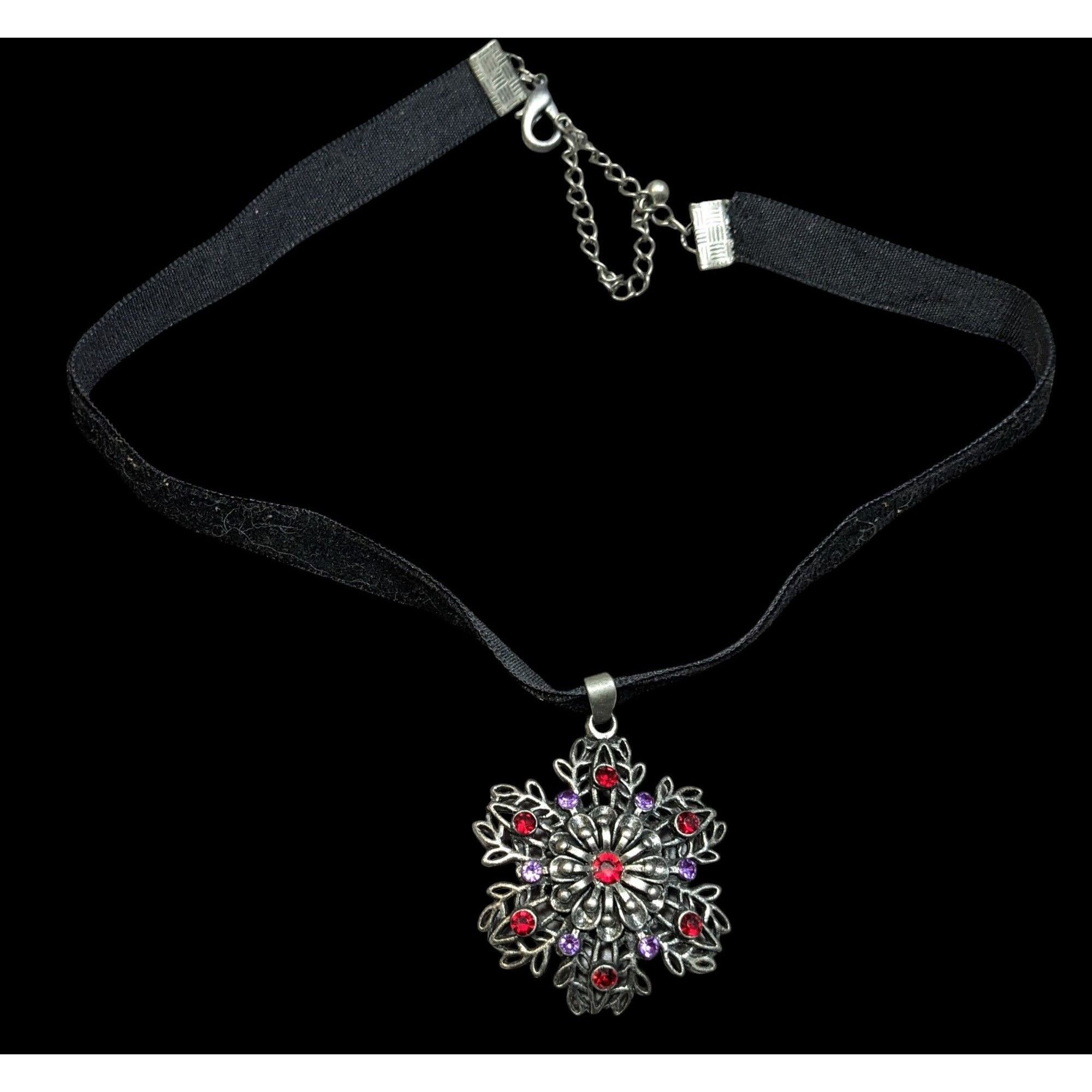 Other Whimsygoth Floral Rhinestone Beaded Pendant Necklace Size ONE SIZE - 1 Thumbnail