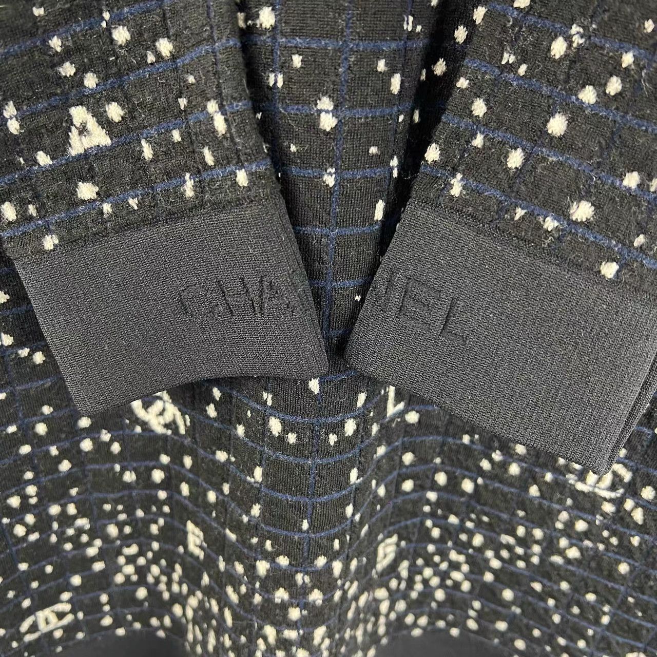 Chanel Chanel Ski Collection Crystal CC Logo Knit Dress K12 Size XXS / US 00 / IT 34 - 7 Thumbnail