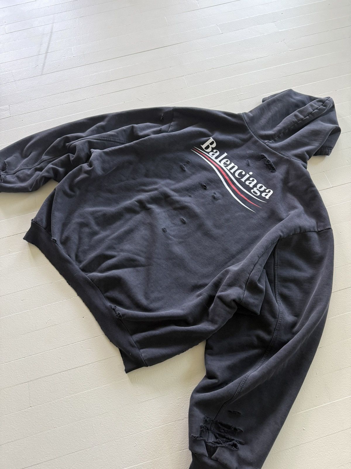Balenciaga Balenciaga double layer political hoodie lightly thrashed Size US S / EU 44-46 / 1 - 3 Thumbnail
