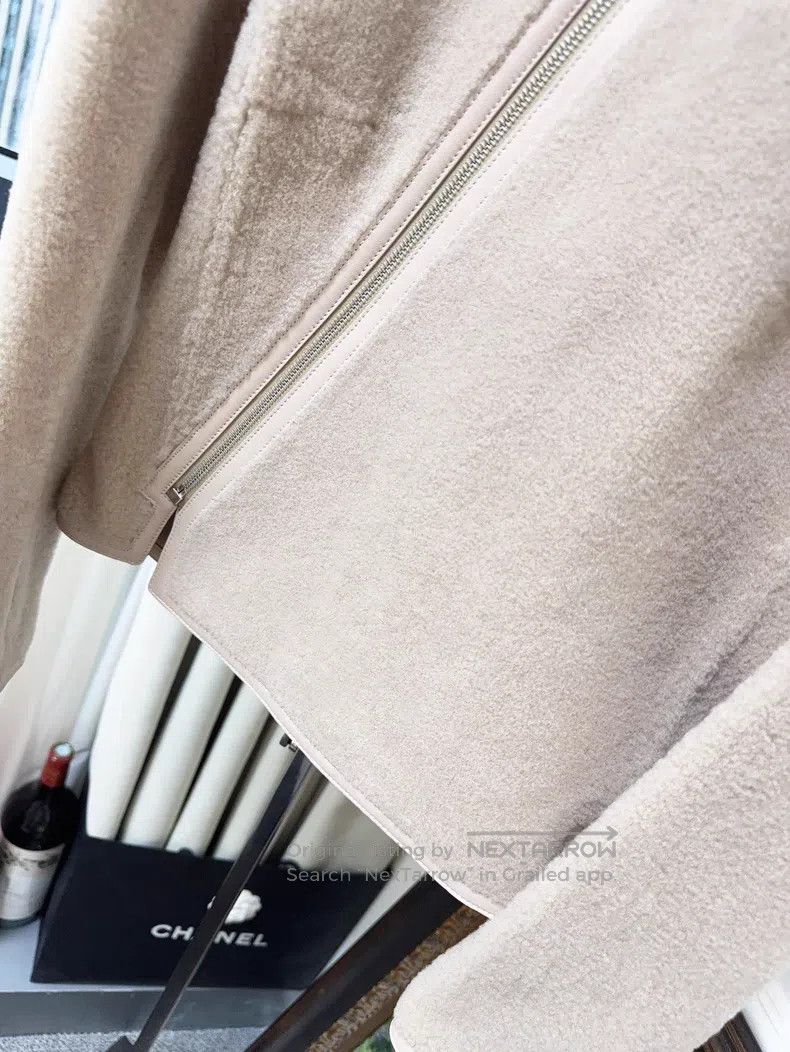 Hermes Hermes Light Pink Naked Color Leather and Fur Jacket Size XS / US 0-2 / IT 36-38 - 4 Thumbnail
