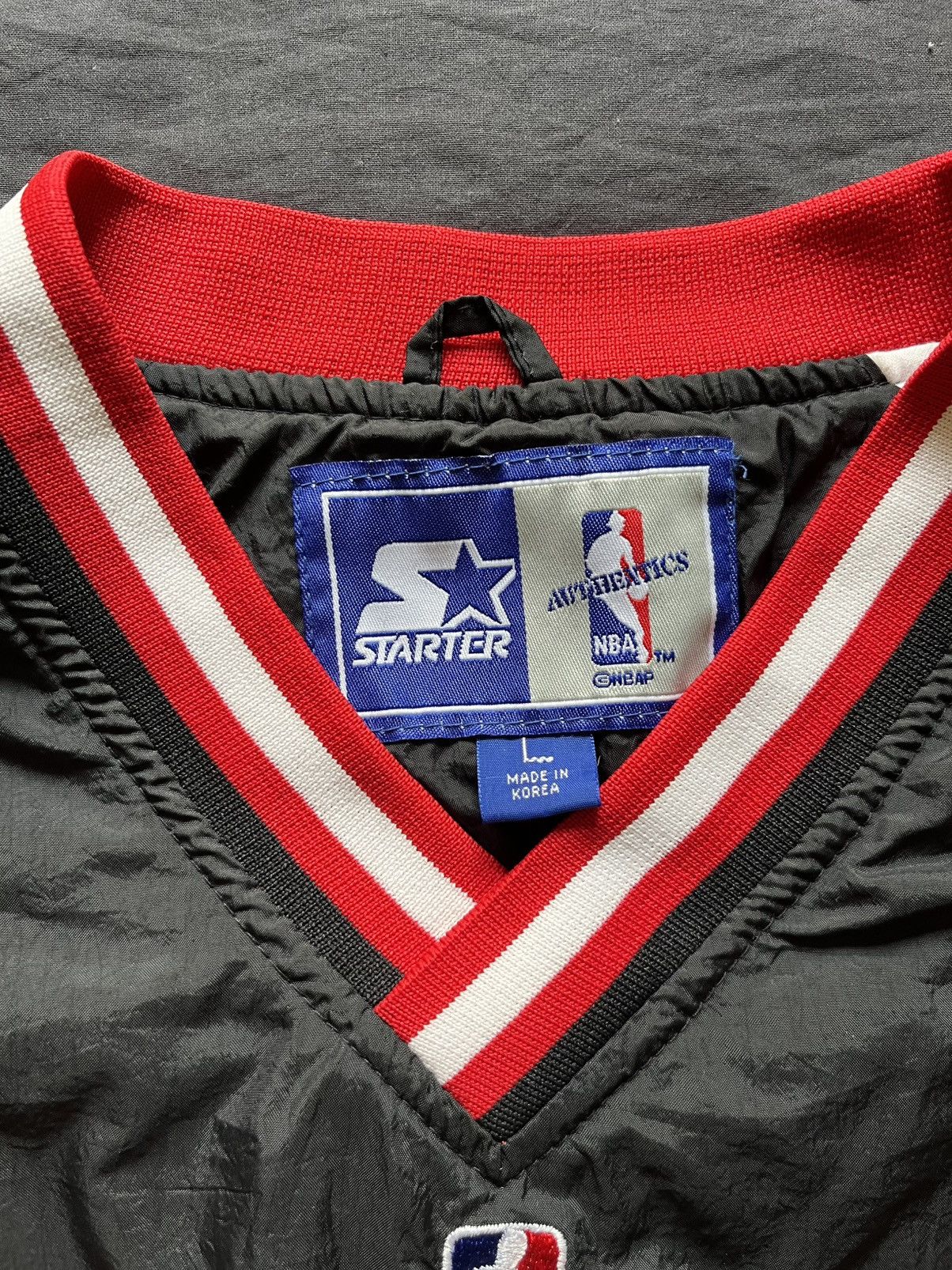 Starter Vintage 90's Starter Chicago Bulls NBA Jacket Windbreaker Size US L / EU 52-54 / 3 - 3 Thumbnail