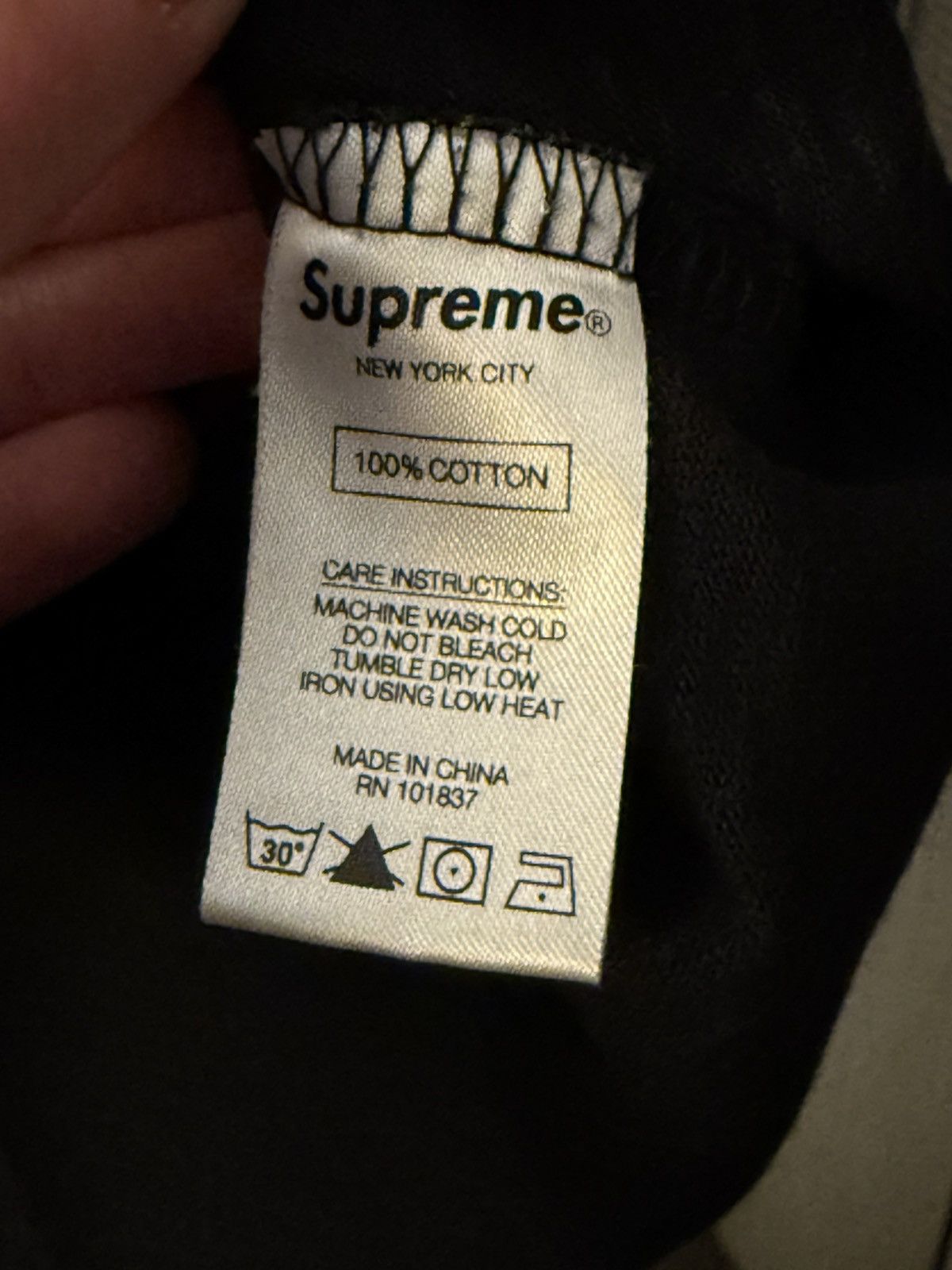 Supreme Supreme Stacked Logo SS18 Long Sleeve Size US L / EU 52-54 / 3 - 7 Thumbnail