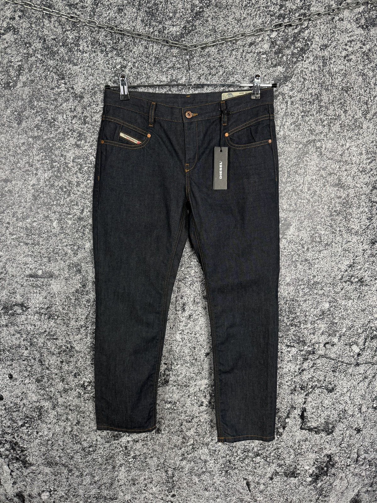 Diesel Diesel Belthy-Ankle Regular Slim Straight Low Waist Jeans Size 28" / US 6 / IT 42 - 1 Thumbnail