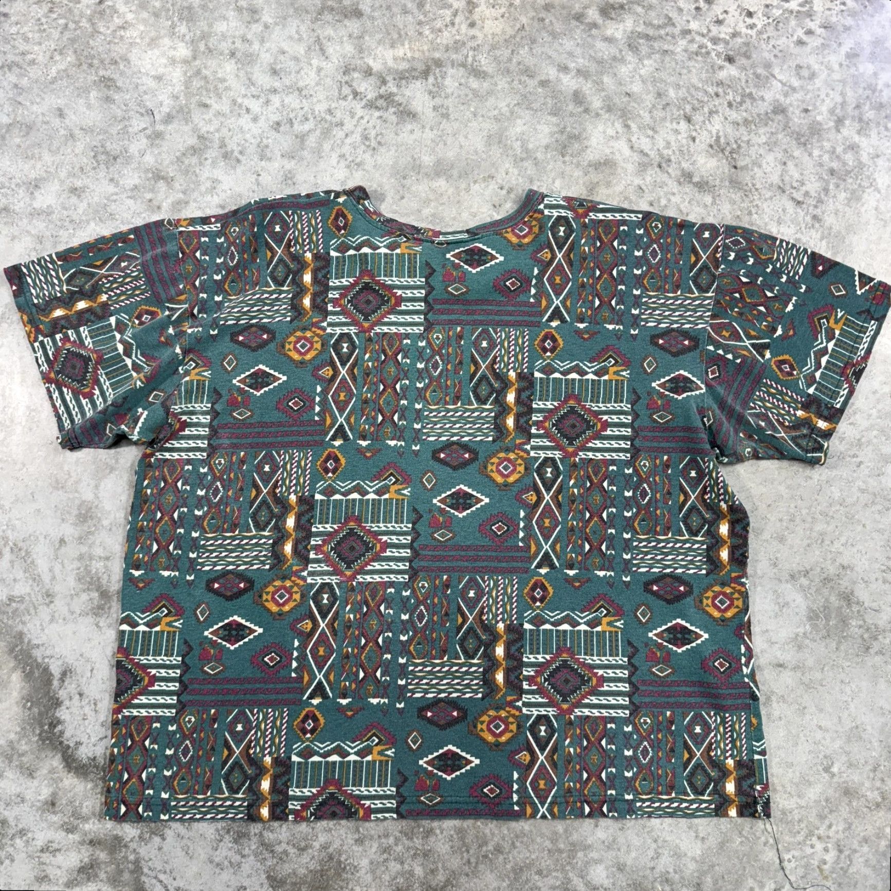 Vintage Vintage Aztec Shirt Adult L Green Geometric Southwestern 90s Crew Neck Short Sleeve Mens Shirts Size US L / EU 52-54 / 3 - 6 Thumbnail