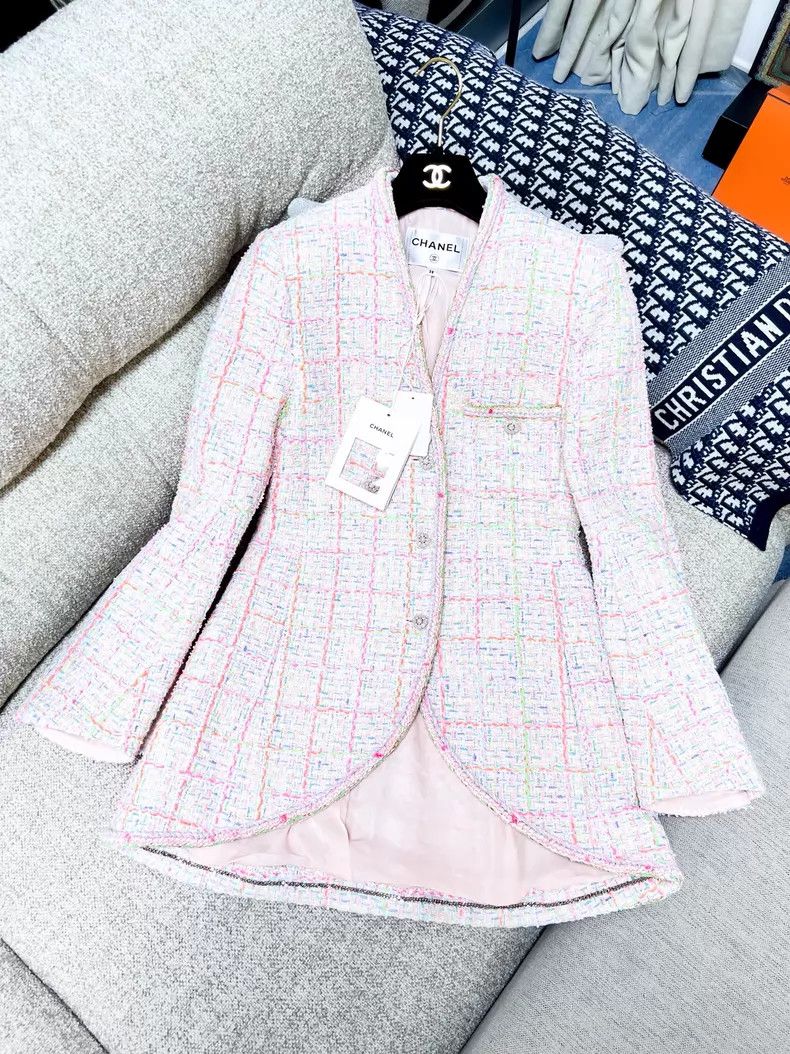 Chanel Chanel Plaid flared sleeve tweed princess coat Size XS / US 0-2 / IT 36-38 - 2 Thumbnail