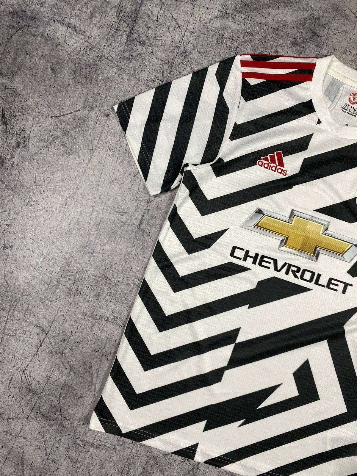 Adidas Adidas Manchester United 2021 - 2022 Soccer Jersey Size US S / EU 44-46 / 1 - 3 Thumbnail