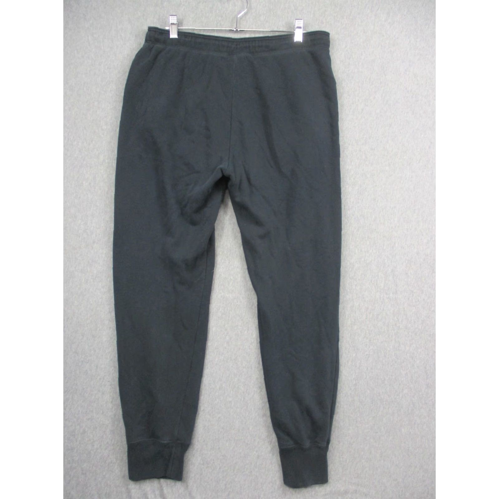 Nike Nike Sweatpants Mens M Black Joggers Fleece Cuffed AA1553-010 Swoosh Logo Pockets Drawstring Elastic Waist 29in Inseam Size US 31 - 6 Thumbnail