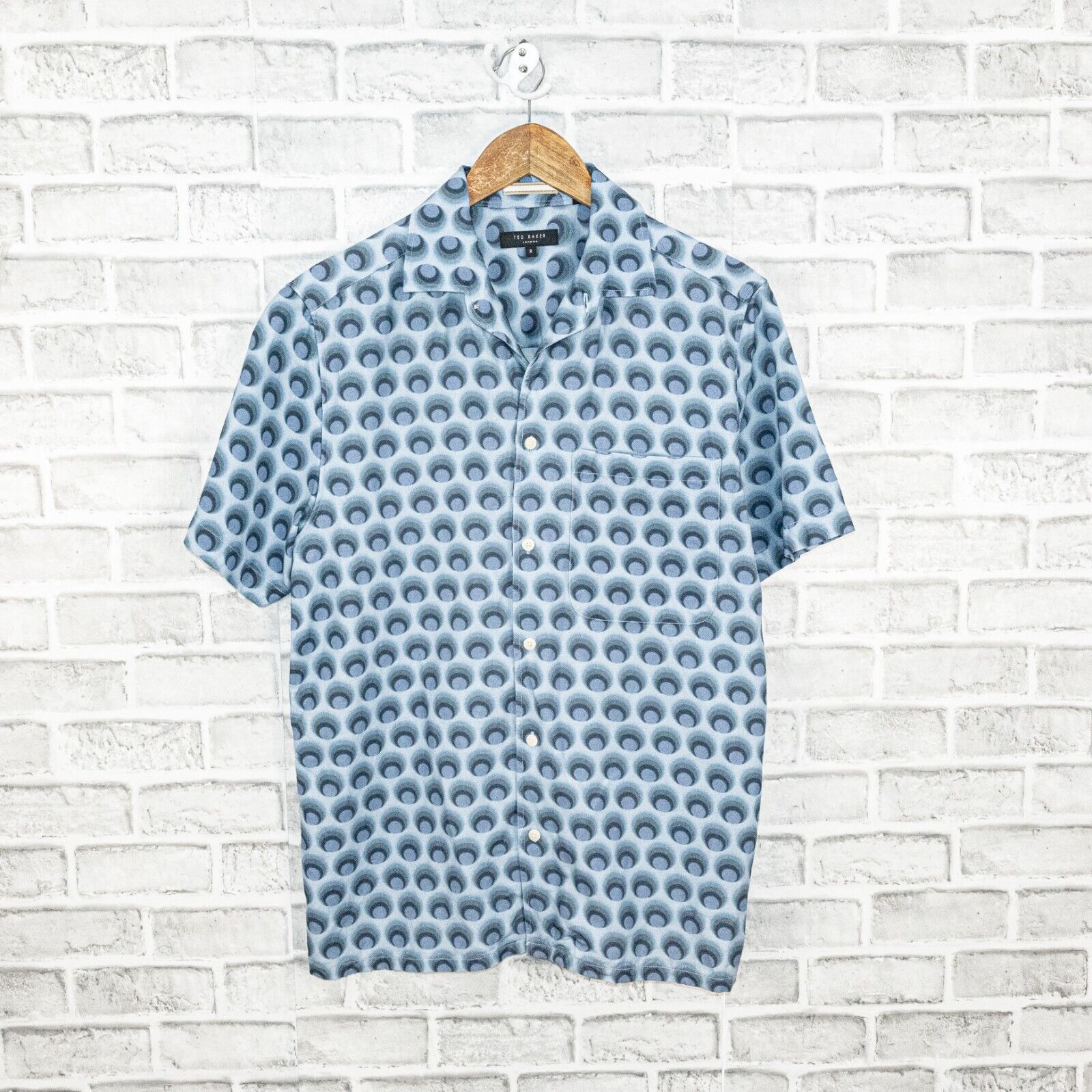 Ted Baker Ted Baker Retro Spot camp Collar Shirt Blue short sleeve Size US M / EU 48-50 / 2 - 2 Thumbnail