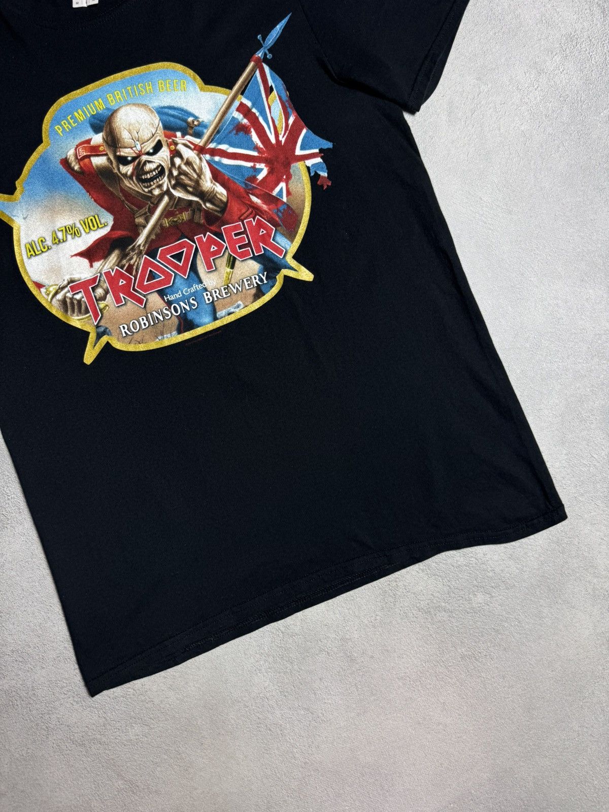 Iron Maiden Iron Maiden 2014 Big Logo Shirt Band Rock Size US M / EU 48-50 / 2 - 4 Thumbnail