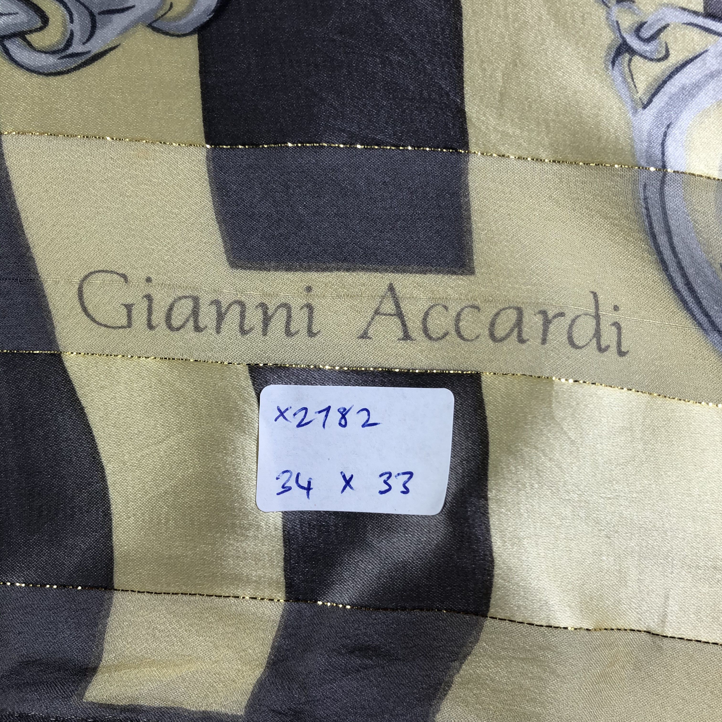 Vintage Vintage Gianni Accardi Silk Scarf Size ONE SIZE - 7 Thumbnail