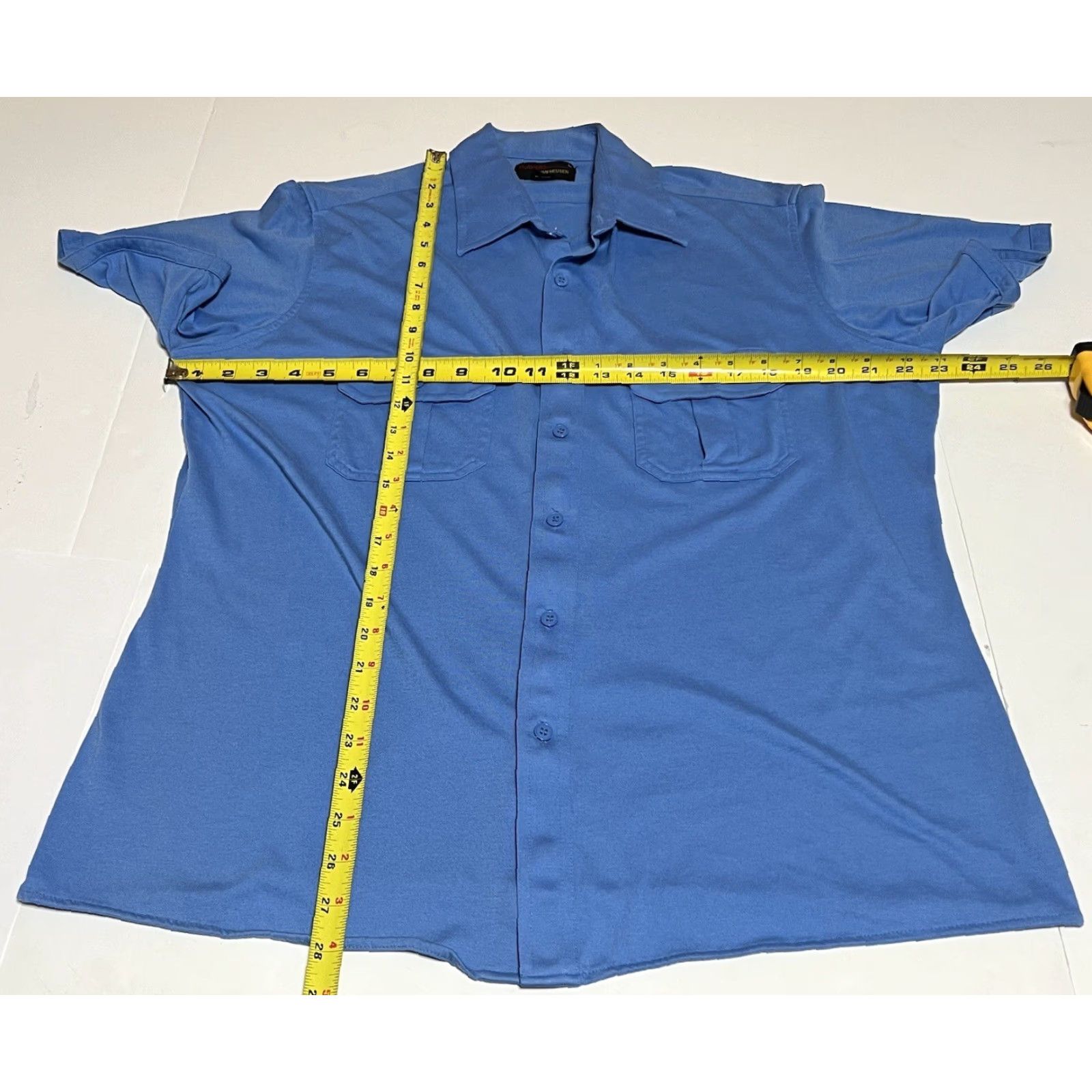 Van Heusen VINTAGE Players By Van Heusen Men's Button-Up Shirt Blue L Size Large Casual Short Sleeve Retro Cotton Blend Button Front Front Shirt Size US L / EU 52-54 / 3 - 4 Thumbnail