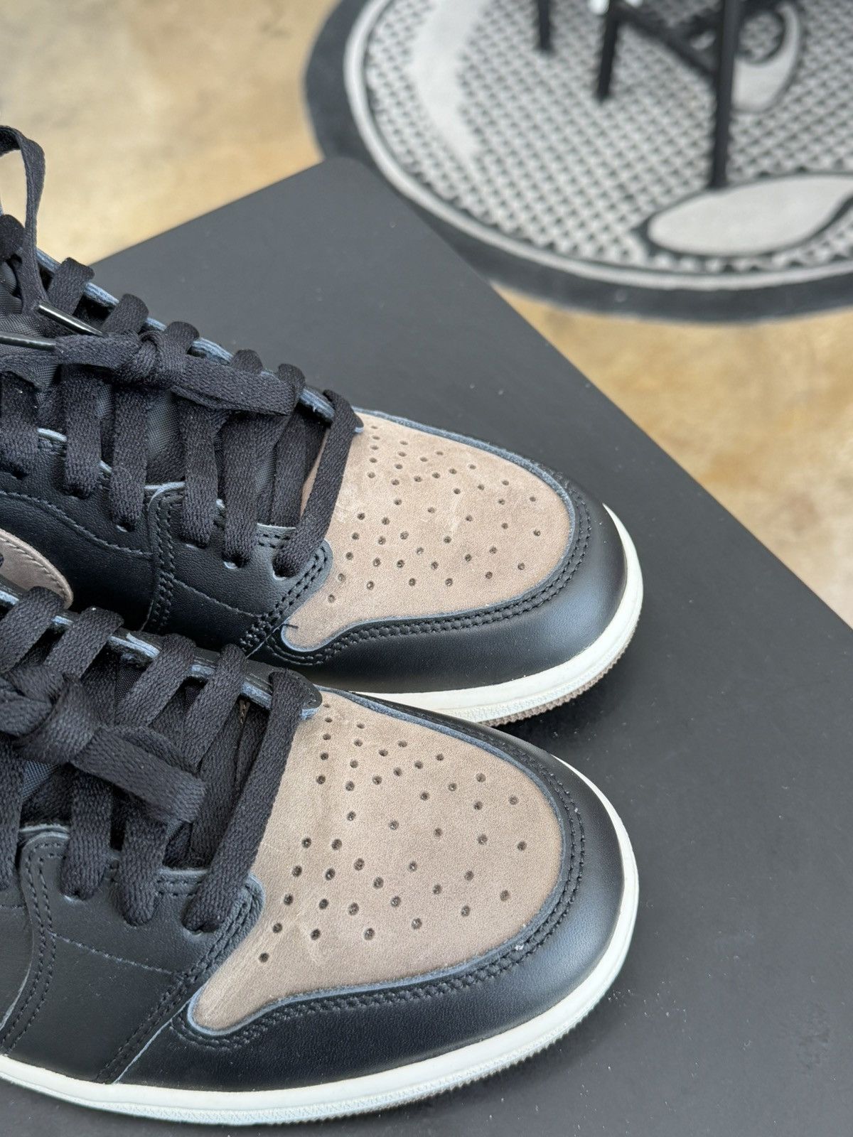 Jordan Brand Air Jordan 1 High Palomino Size 9 (2023) Size US 9 / EU 42 - 8 Thumbnail