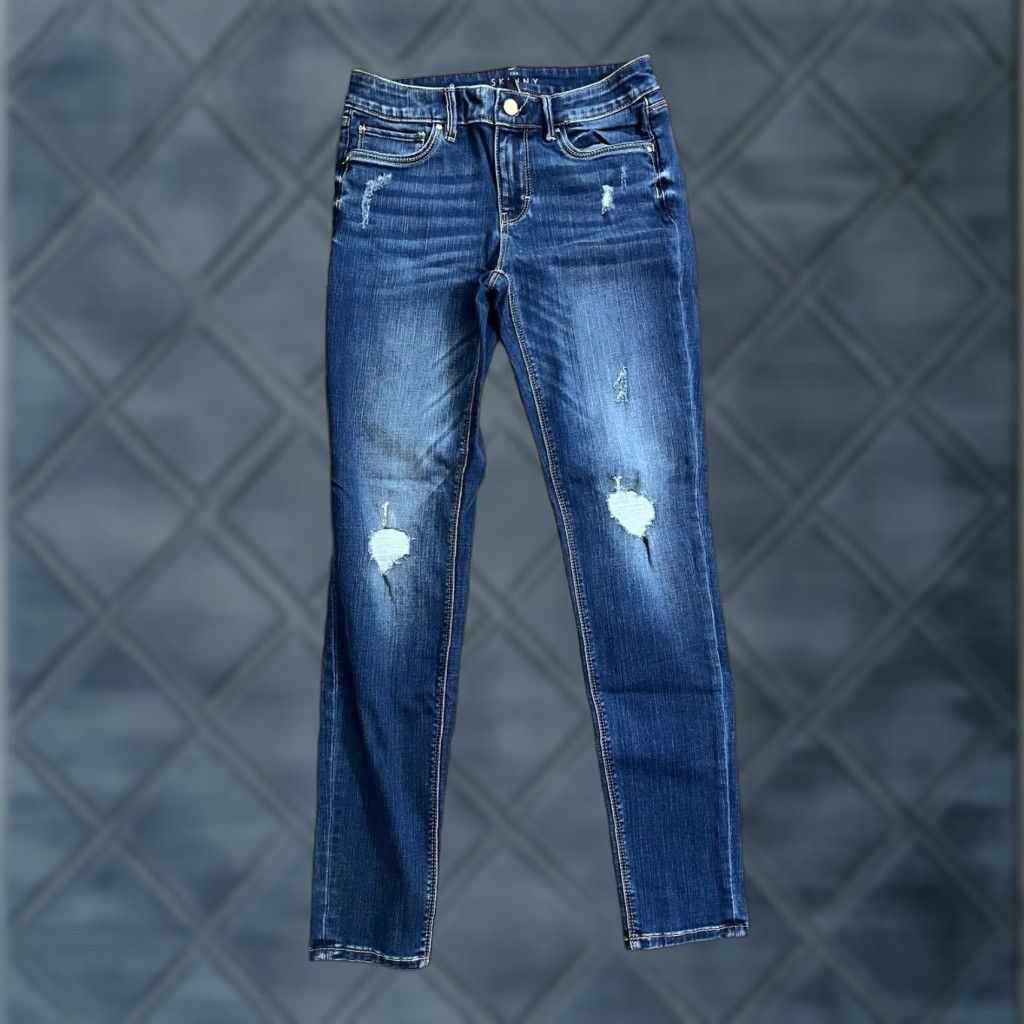 White House Black Market White House Black Market WHBM Mid-Rise The Skinny Jeans Size 0 Distressed Size 28" / US 6 / IT 42 - 1 Thumbnail