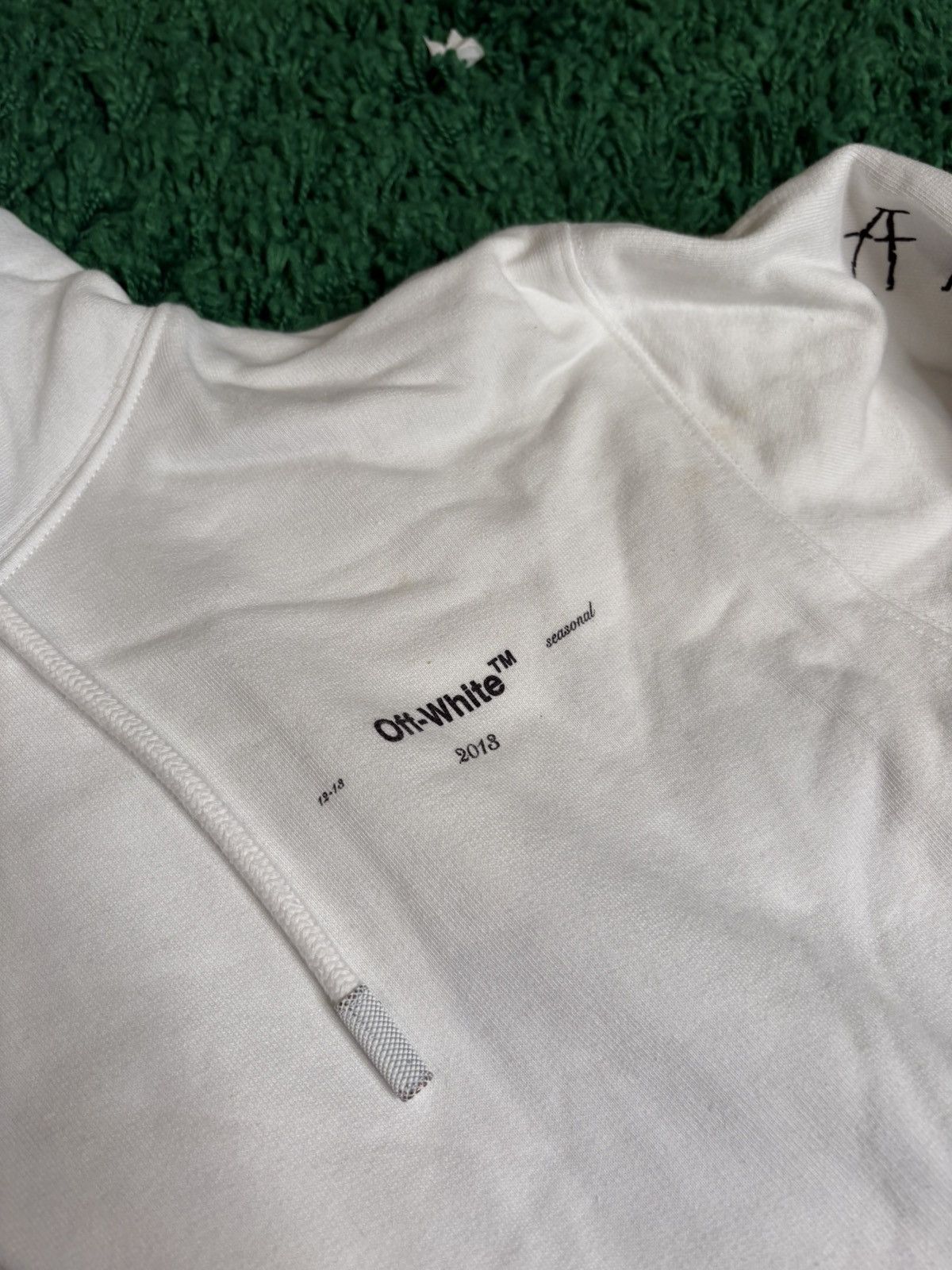 Off-White Off-White Avant-Garde Hoodie White Size Medium Size US M / EU 48-50 / 2 - 3 Thumbnail