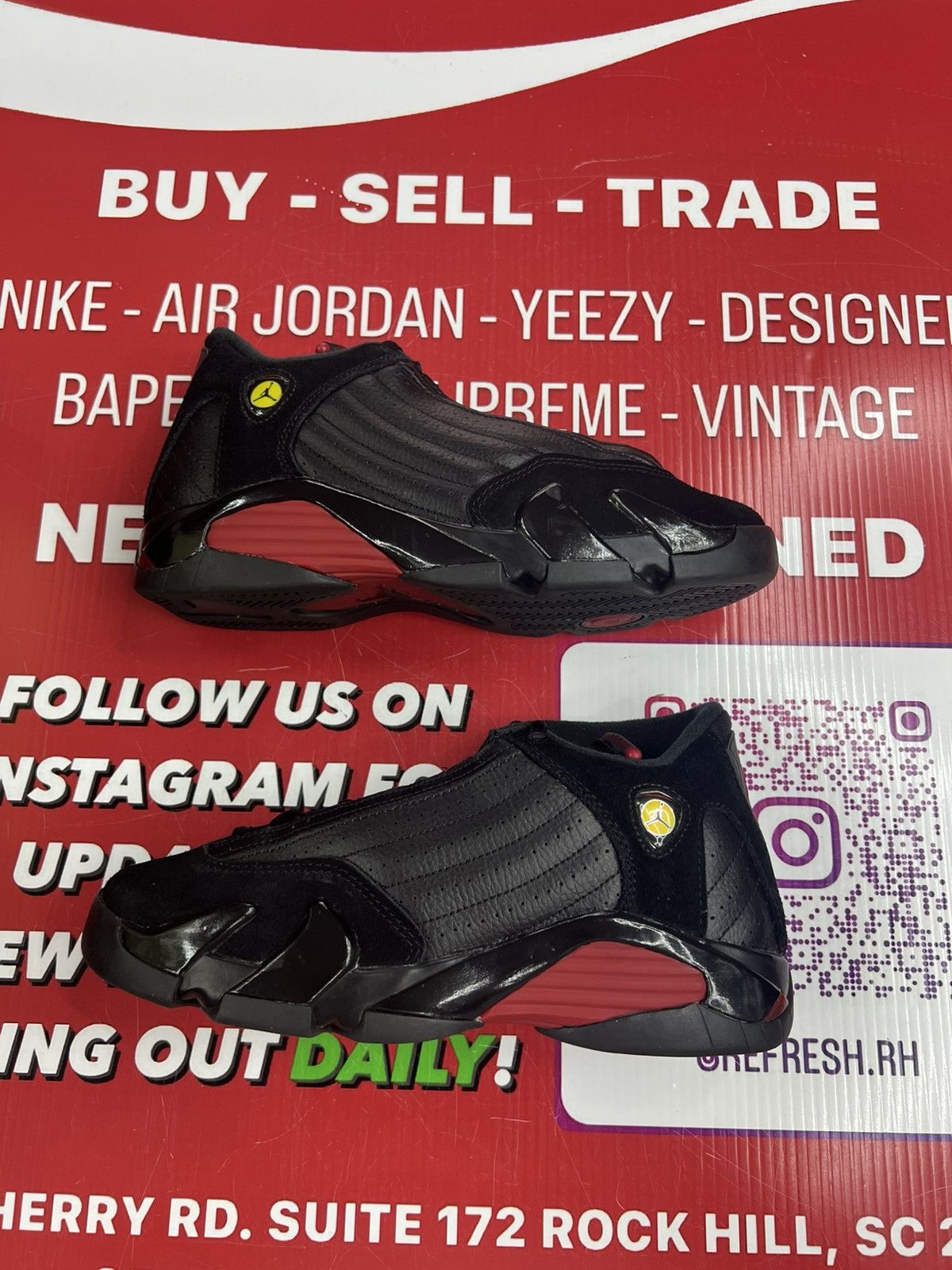 Jordan Brand Air Jordan 14 Last Shot Size 6y Size US 6 / EU 39 - 2 Thumbnail