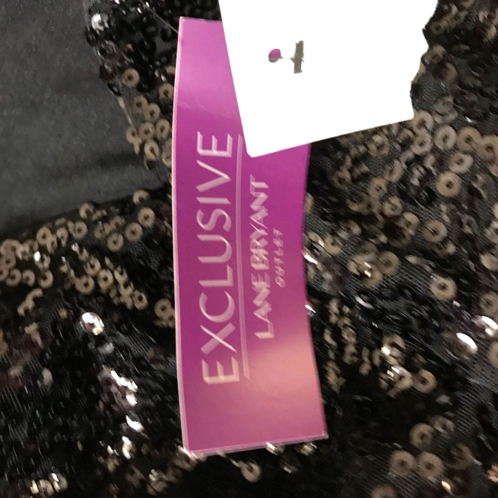Vintage VINTAGE Lane Bryant Women’s 18/20 Black Sequin Spaghetti Strap V Neck Tank Top Shirt Women 18/20 Black Sequin Spaghetti Strap V-Neck Tank Top Size XXL / US 16-18 / IT 52-54 - 8 Thumbnail