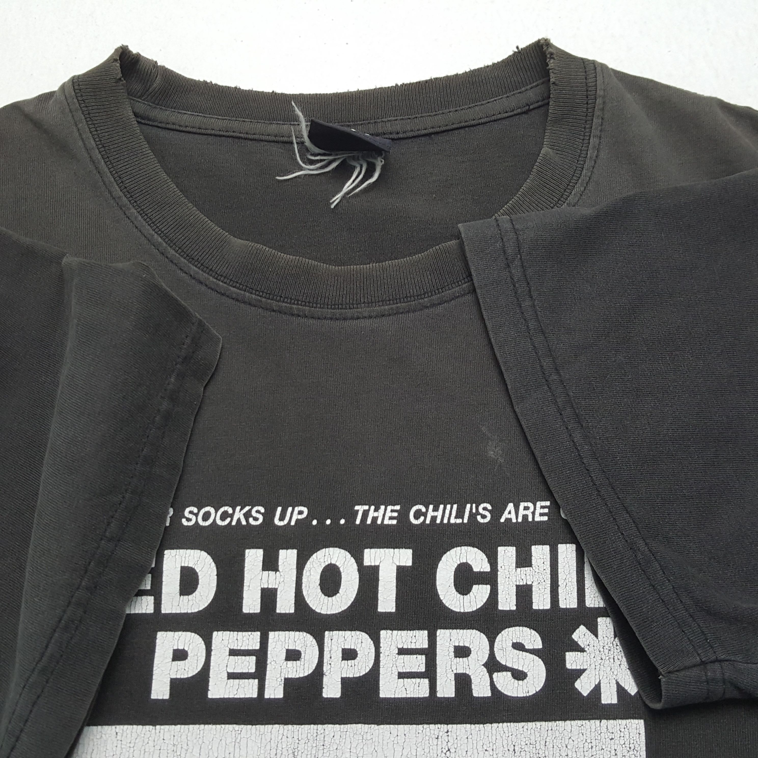 Band Tees × Vintage Vintage RED HOT CHILI PEPPERS American Rock Band T-Shirts Size US M / EU 48-50 / 2 - 6 Thumbnail