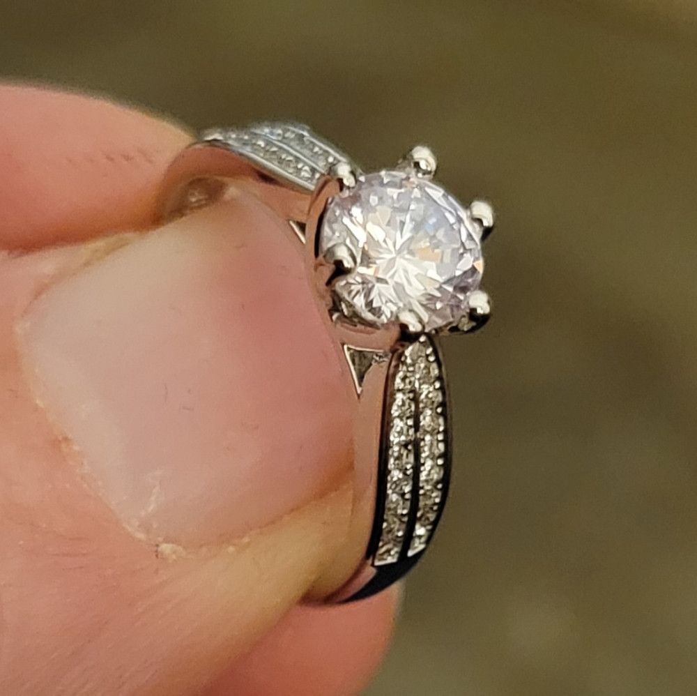 Other GRA Moissanite Diamond Adjustable Ring Sterling Silver Size ONE SIZE - 1 Thumbnail