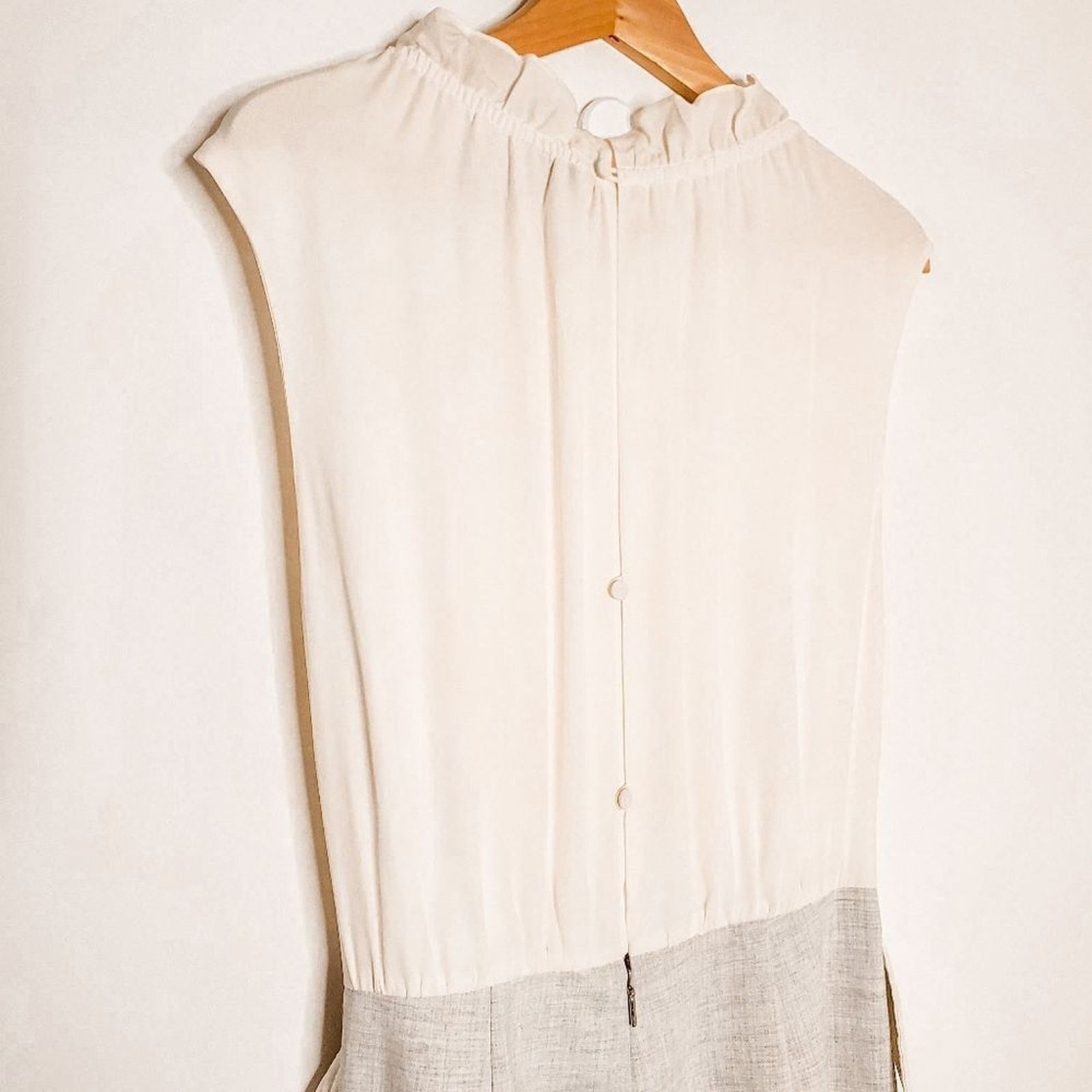 Rebecca Taylor Rebecca Taylor White Grey Ruffle Stretch Silk Jumpsuit Sz 6 Size 28" / US 6 / IT 42 - 5 Thumbnail