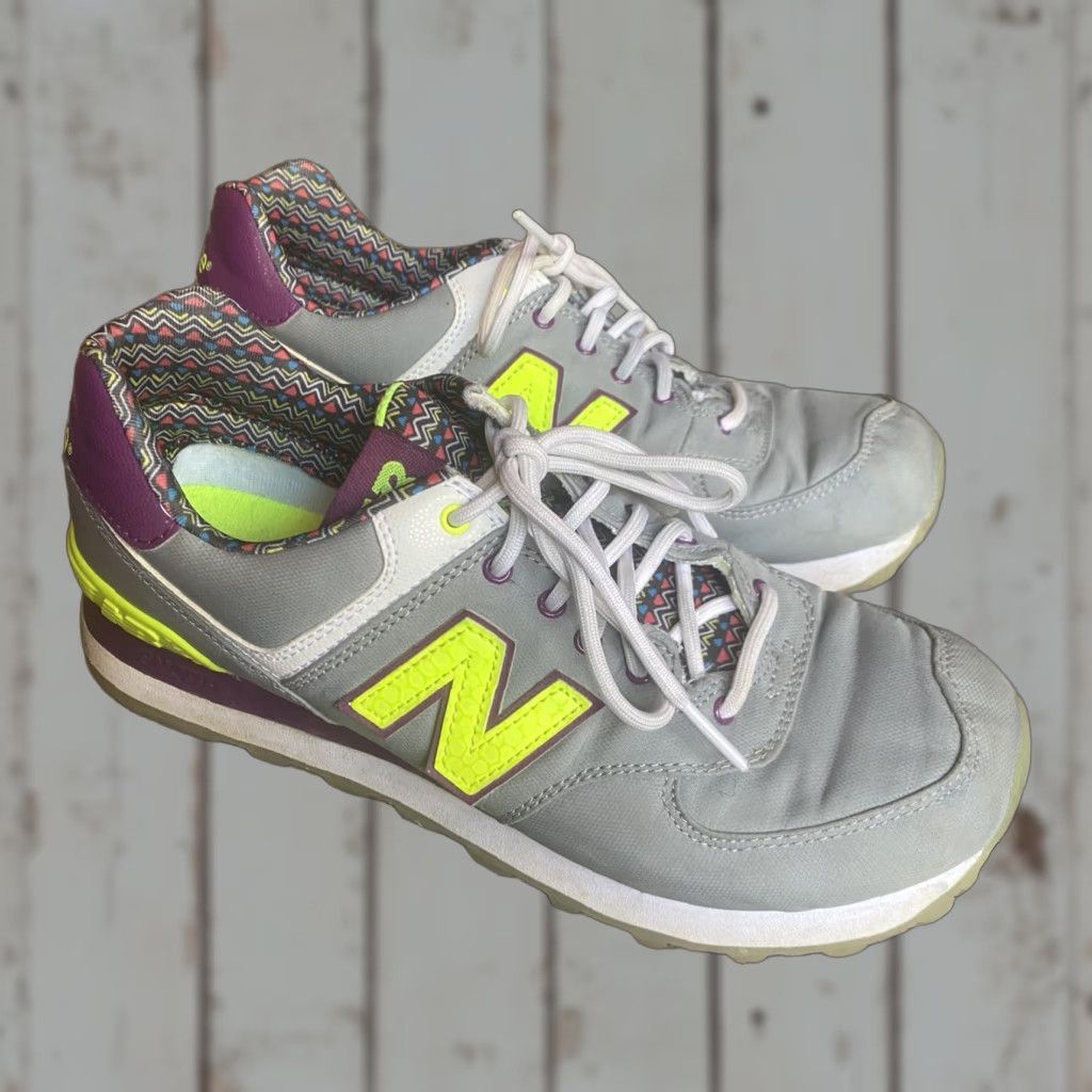 New Balance Womens New Balance 574 Street Beat Gray Voltage Violet US-8.5 UK-6.5 EU-40 Run Sneaker, Pre-owned Size US 7 / IT 37 - 1 Thumbnail