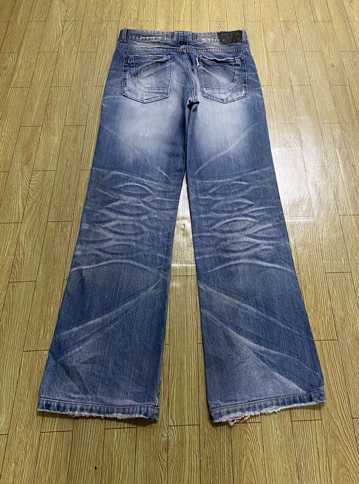 Japanese Brand Rare Design Vintage Japanese Brand Gojeans Jeans 2000s Size US 33 - 2 Thumbnail