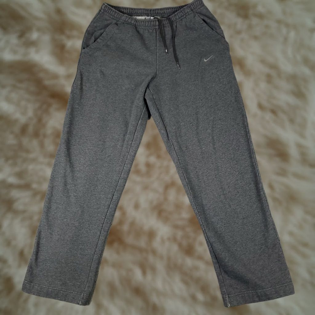 Nike Nike Pants Mens Medium Gray Fleece Lined Vintage Y2K Swoosh Joggers Sweatpants Size US 31 - 1 Thumbnail