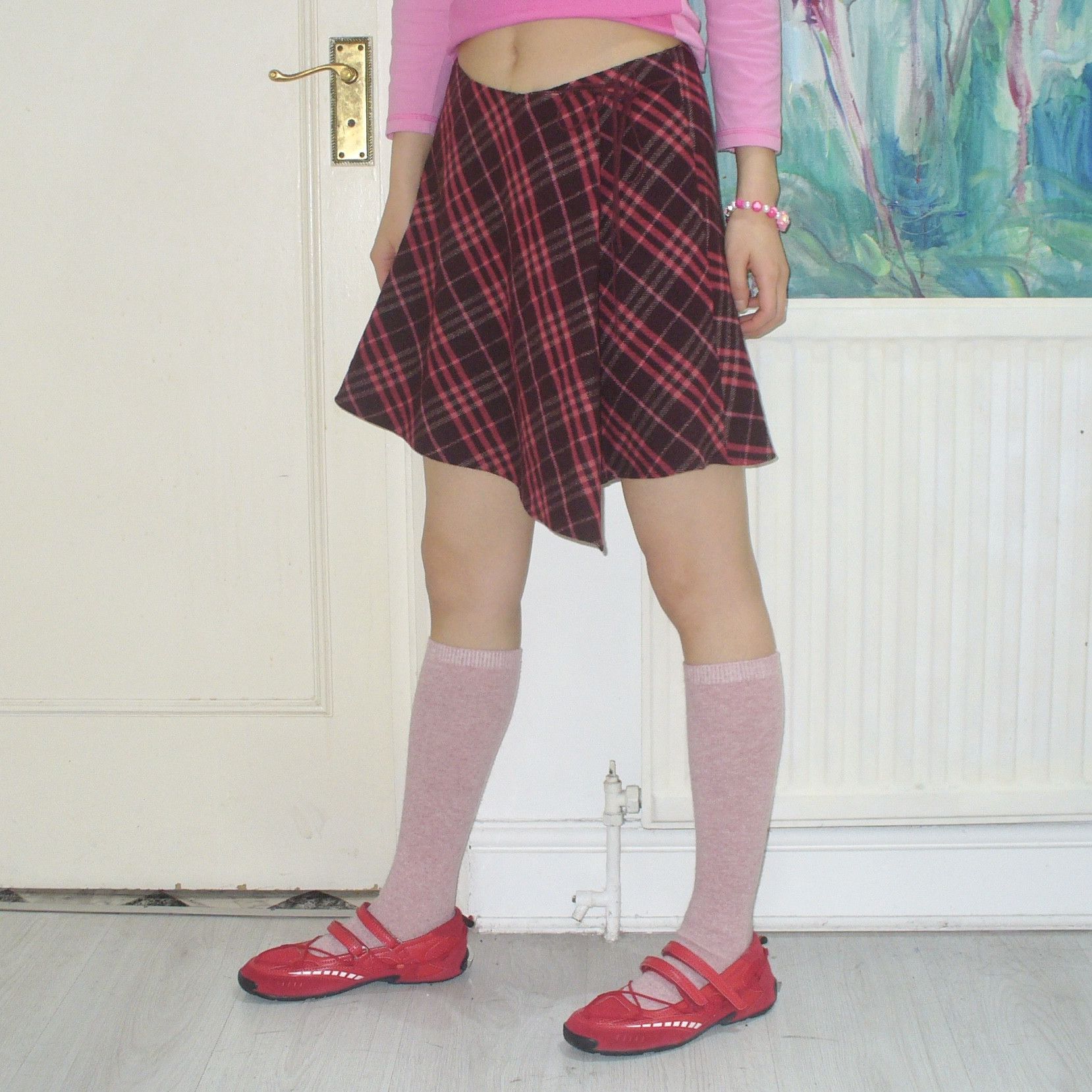 Burberry Made in Japan Burberry plaid pink asymmetrical skirt Size 28" / US 6 / IT 42 - 4 Thumbnail