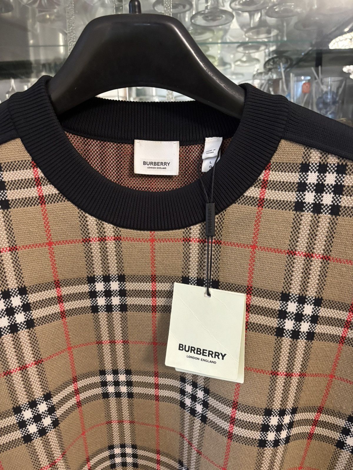 Burberry Burberry Nova Check Jacquard Sweater Authentic New Size L Size US L / EU 52-54 / 3 - 3 Thumbnail
