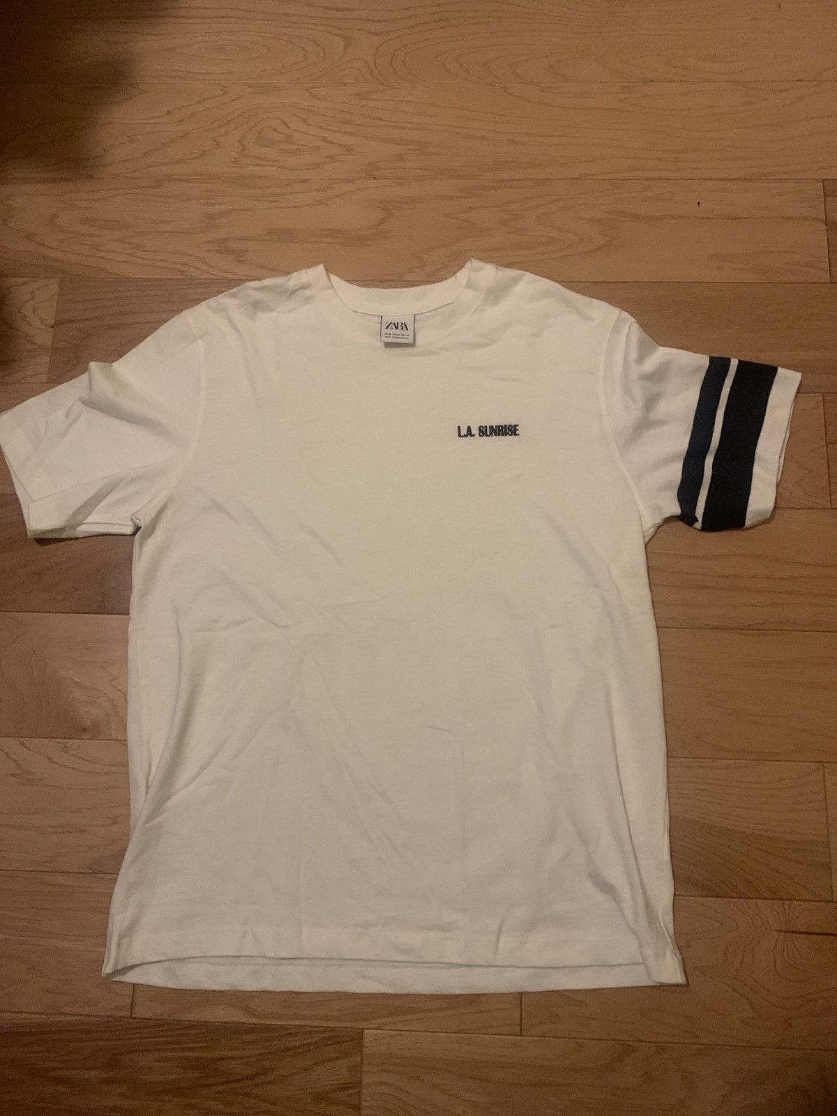 Zara la sunrise Size US M / EU 48-50 / 2 - 1 Preview