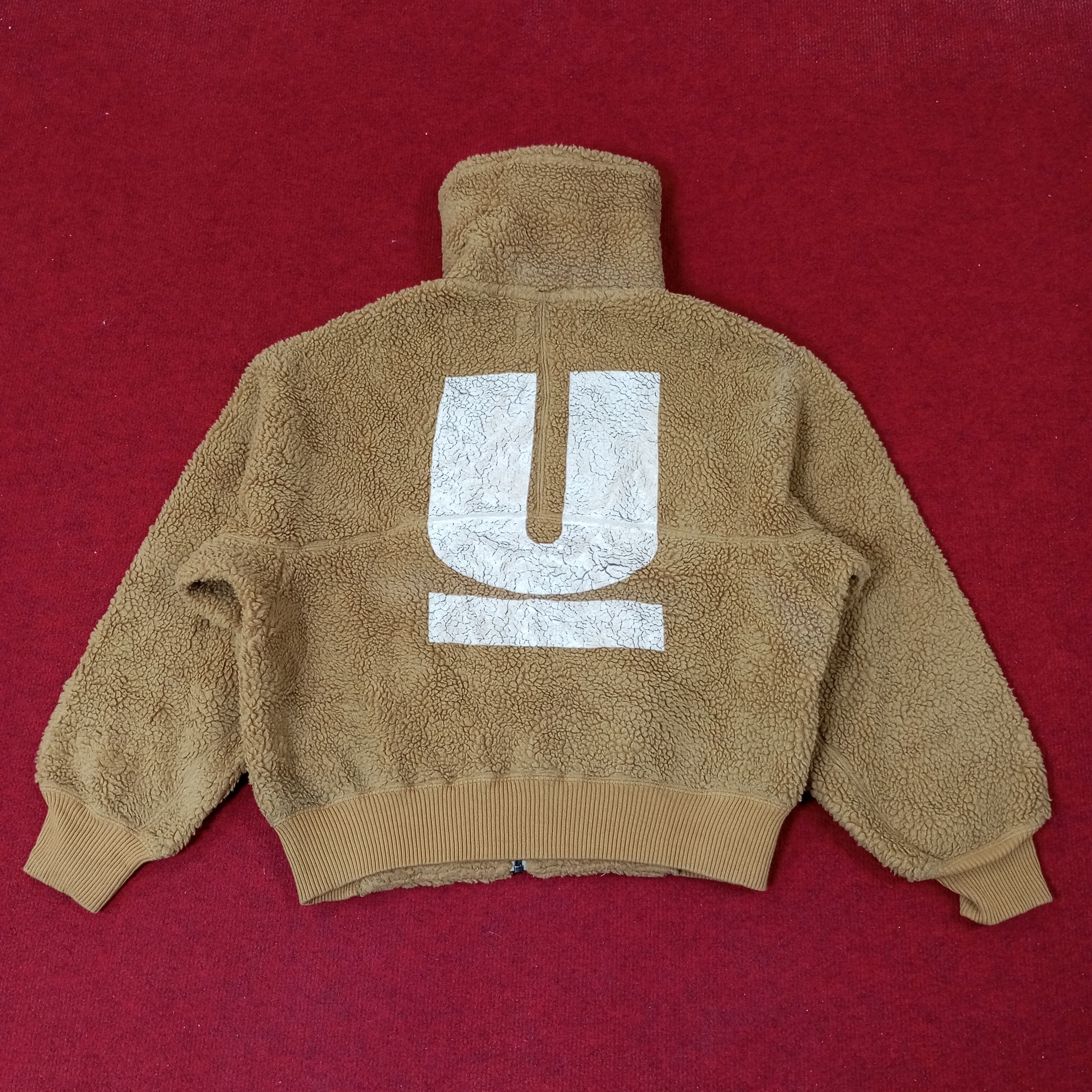 Japanese Brand × Uniqlo × Vintage Uniqlo Sherpa Jacket Custom Art Undercover Logo Style Size L / US 10 / IT 46 - 1 Thumbnail