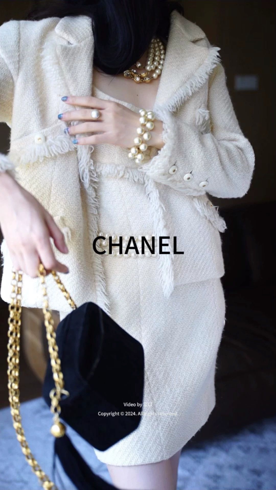 Chanel CHANEL 1992 Runway Wool Tweed Two-Piece Set 40 Size M / US 6-8 / IT 42-44 - 1 Thumbnail