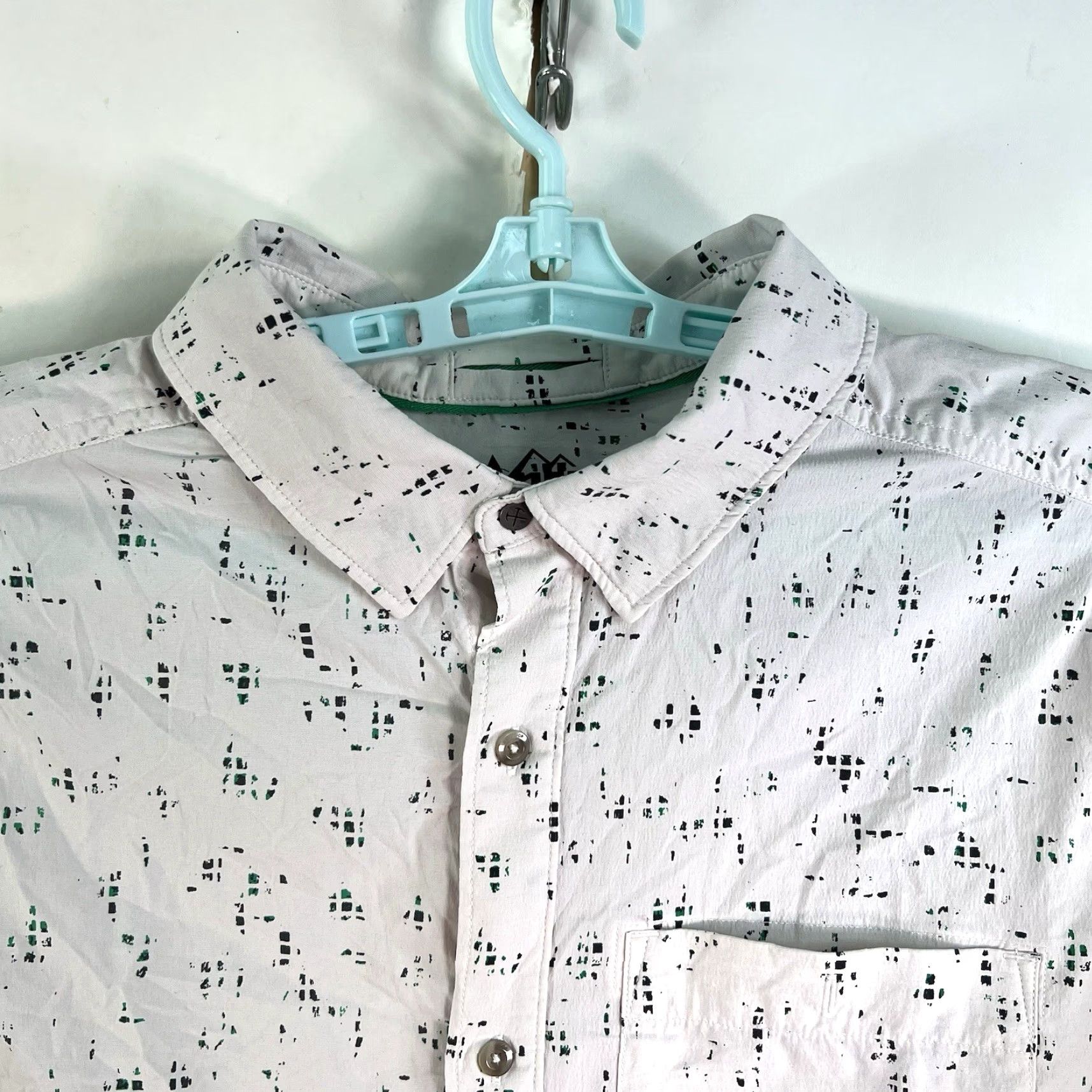 Vintage REI Geometric Print Button-Up Shirt Men’s L White Short Sleeve Outdoor Casual Size US L / EU 52-54 / 3 - 4 Thumbnail