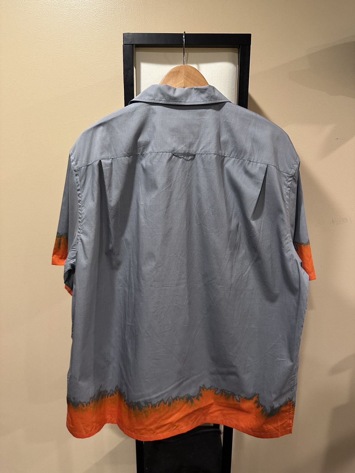 Prada Prada Grey / Orange Flames Tie-Dye Print Button Up Shirt Size US XXL / EU 58 / 5 - 2 Thumbnail