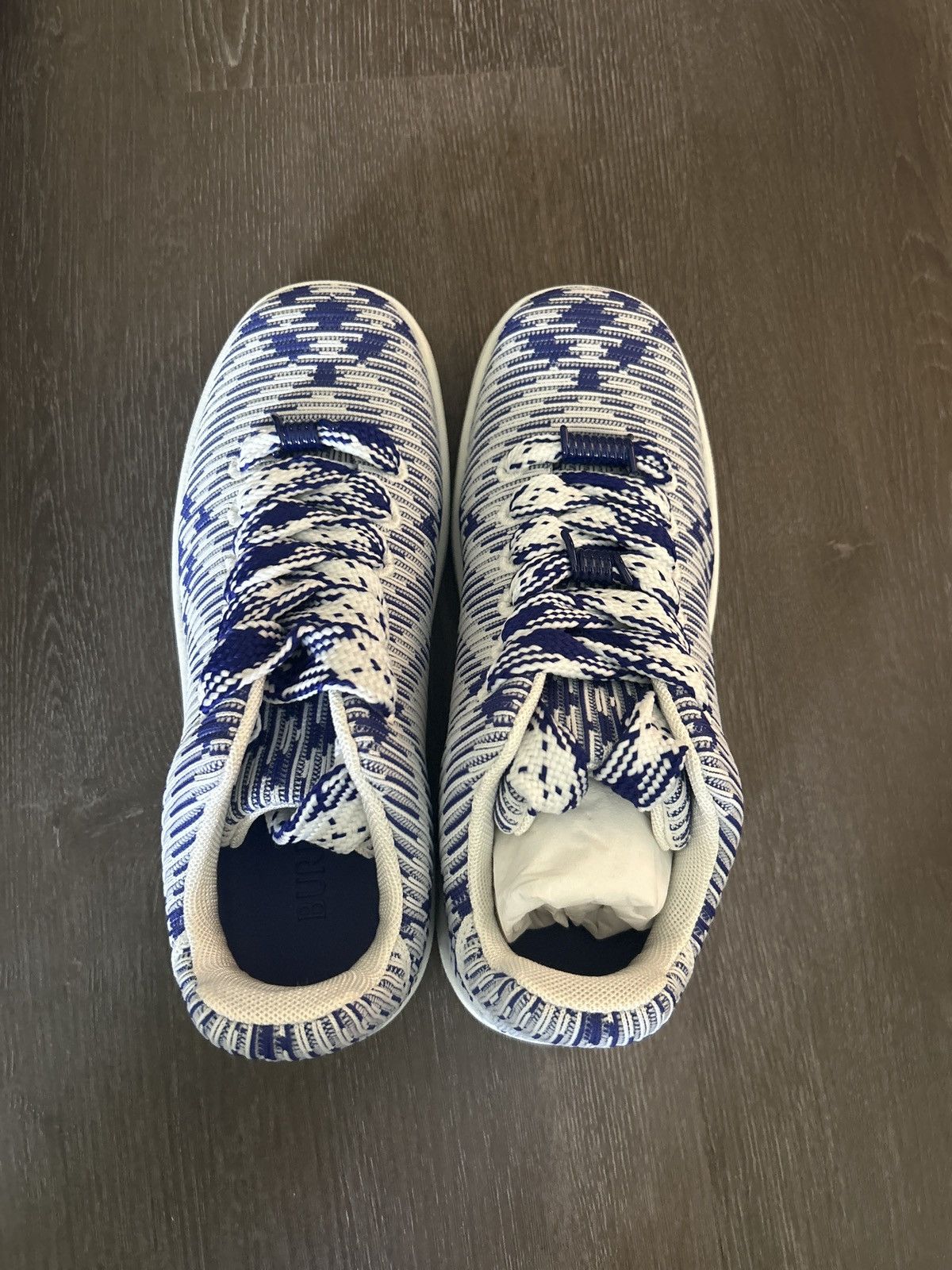 Burberry Burberry Low Top Trainers Size US 10 / EU 43 - 2 Thumbnail