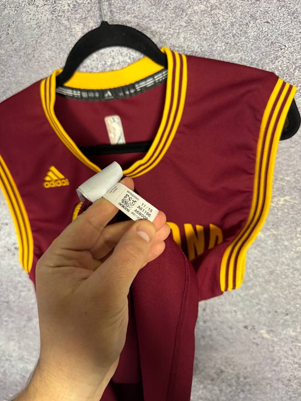 Adidas × NBA JAMES Cleveland Adidas NBA Basketball Jersey Size US XS / EU 42 / 0 - 10 Thumbnail