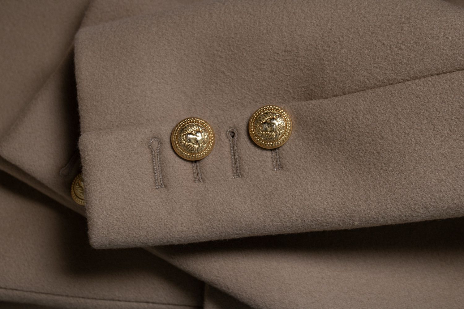 Balmain Balmain, beige wool overcoat with gold buttons Size US XL / EU 56 / 4 - 9 Thumbnail