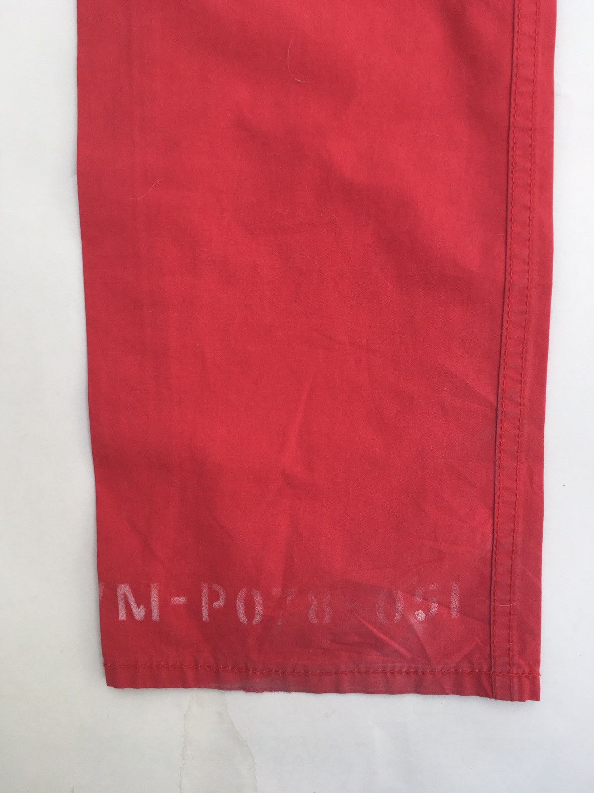 Junya Watanabe Junya Watanabe x COMME des GARÇONS MAN Red pants with print Size US 34 / EU 50 - 5 Thumbnail