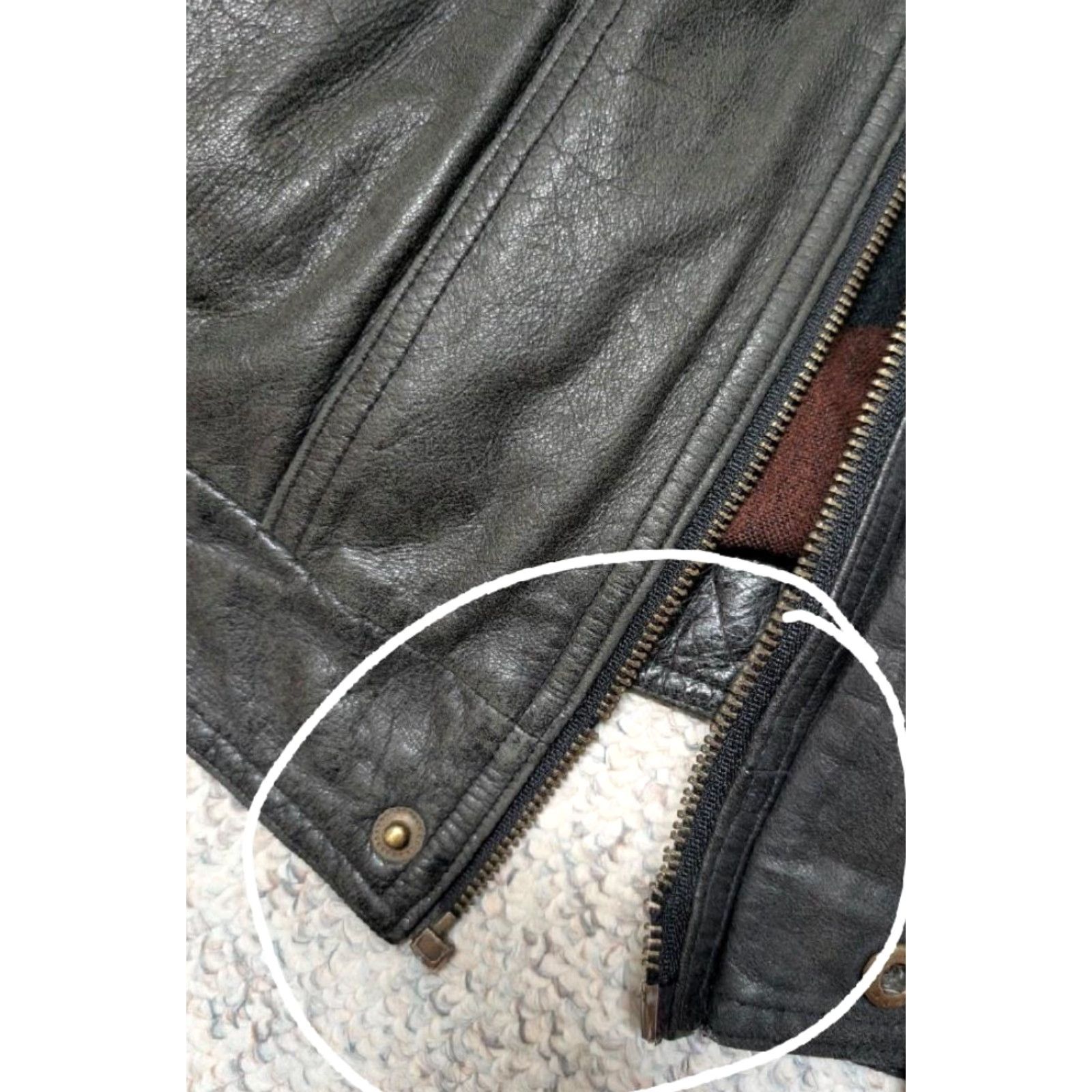 Vintage VINTAGE John Ashford Bomber Jacket Men's Leather XL 46-48 Black Cowhide Distressed 1990s 1980s Buttons Snap Zipper Boxy Classic Size US XL / EU 56 / 4 - 6 Thumbnail