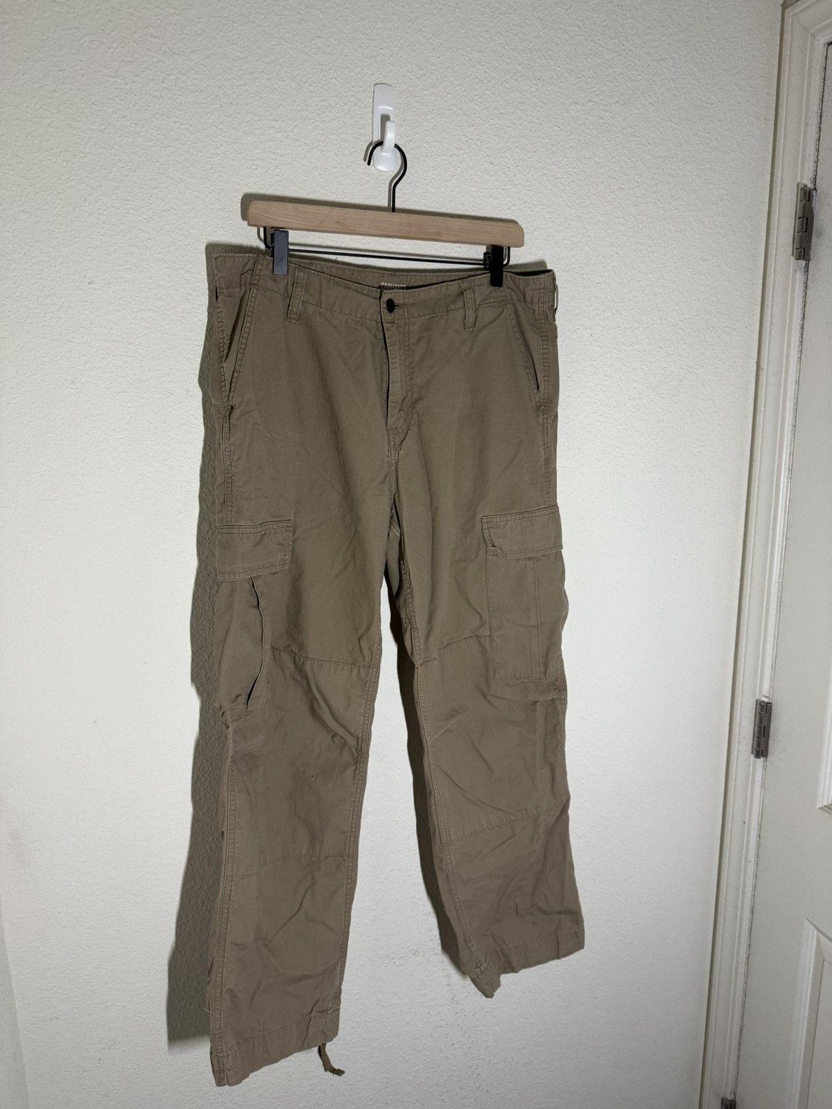Carhartt Wip Carhartt WIP cargos Size US 34 / EU 50 - 2 Thumbnail