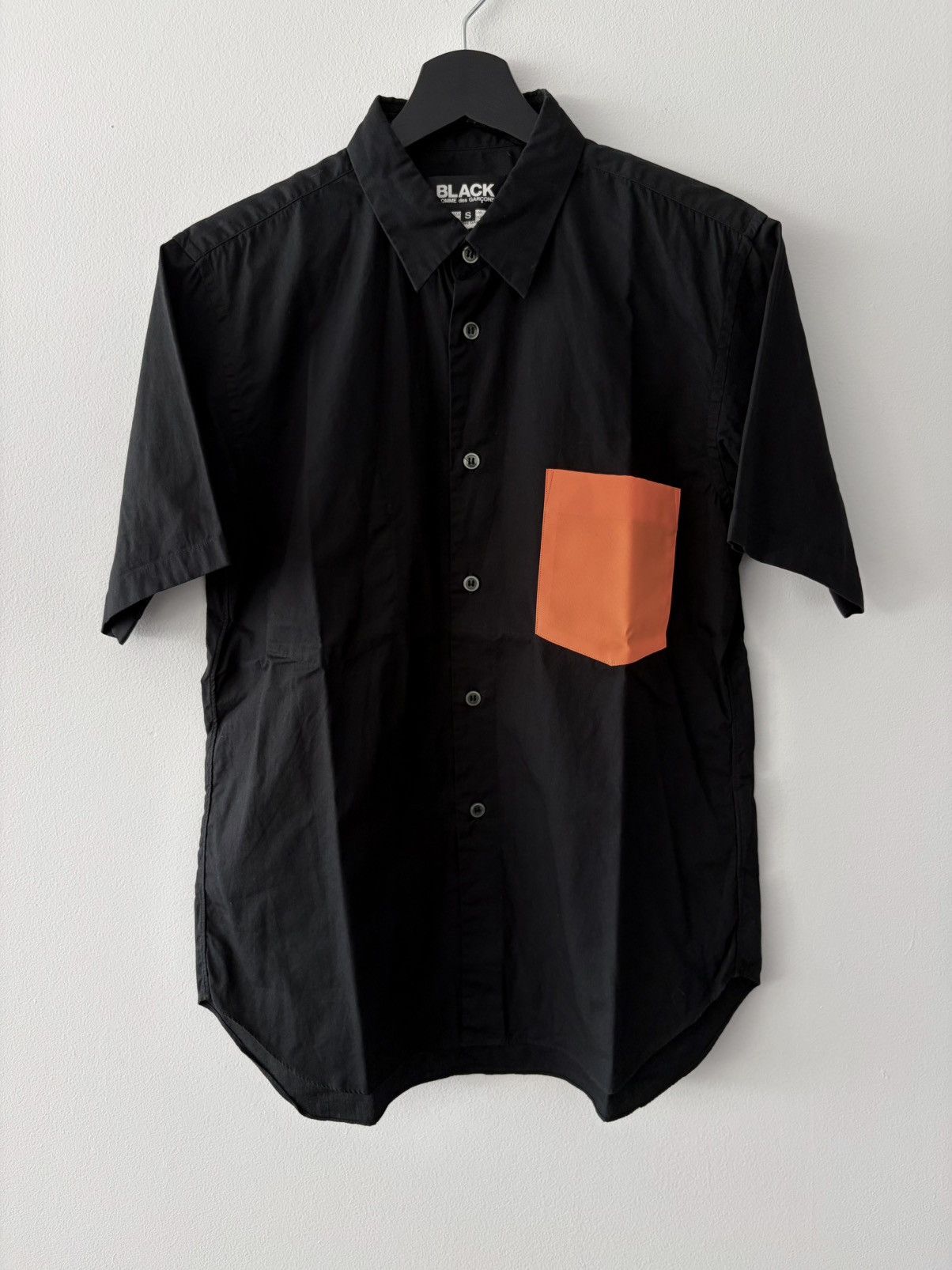 Comme des Garcons Black BLACK COMME des GARÇONS AD2010 Double Side Shortsleeve Shirt Size US S / EU 44-46 / 1 - 1 Thumbnail